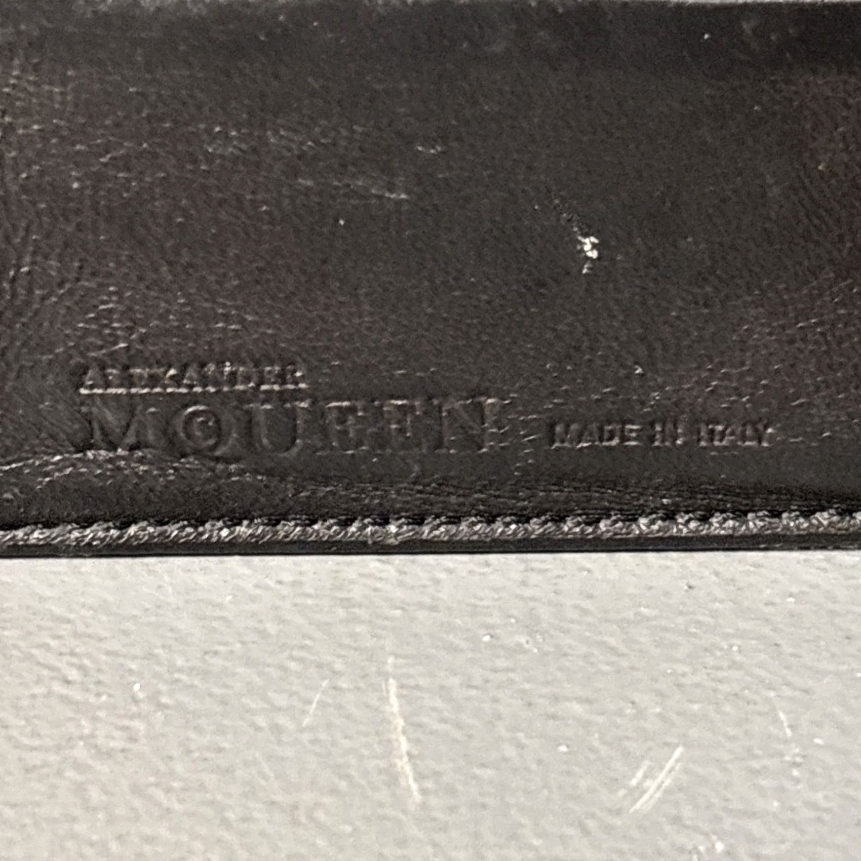 Alexander McQueen VINTAGE? No. (Answer must not include words outside original.) Size ONE SIZE - 6 Thumbnail