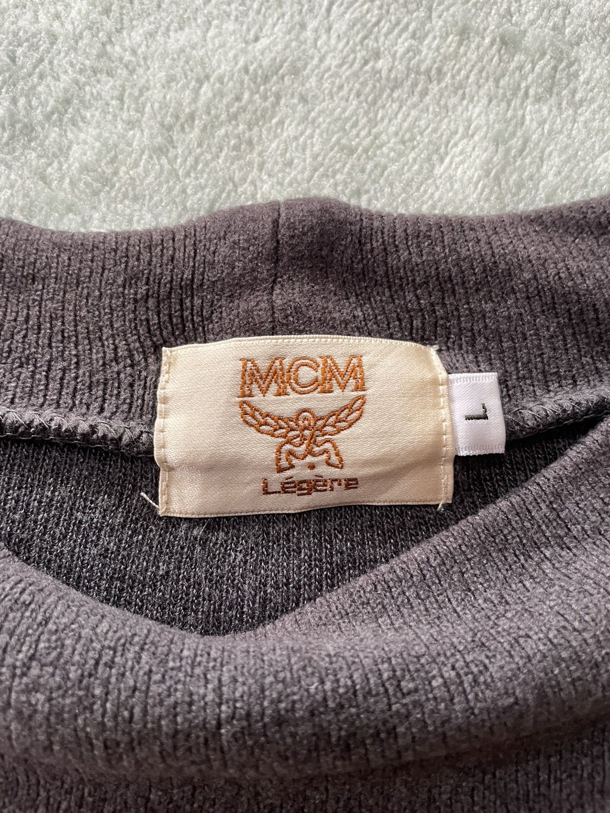 MCM MCM Legere Long Sleeve Size US L / EU 52-54 / 3 - 8 Thumbnail