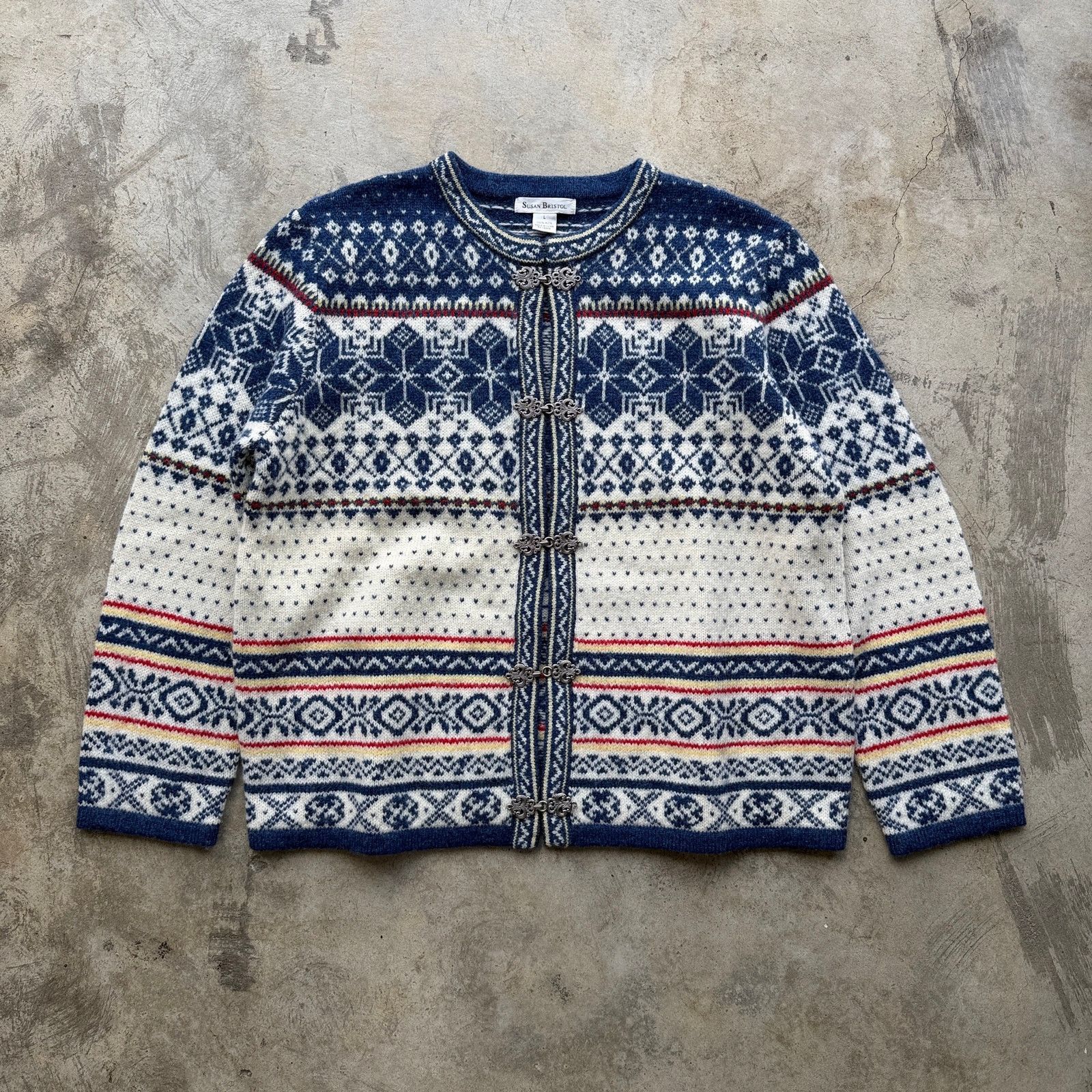 Other Vintage Y2K 100% Wool Nordic Fair Isle Clasp Cardigan L Size L / US 10 / IT 46 - 2 Thumbnail