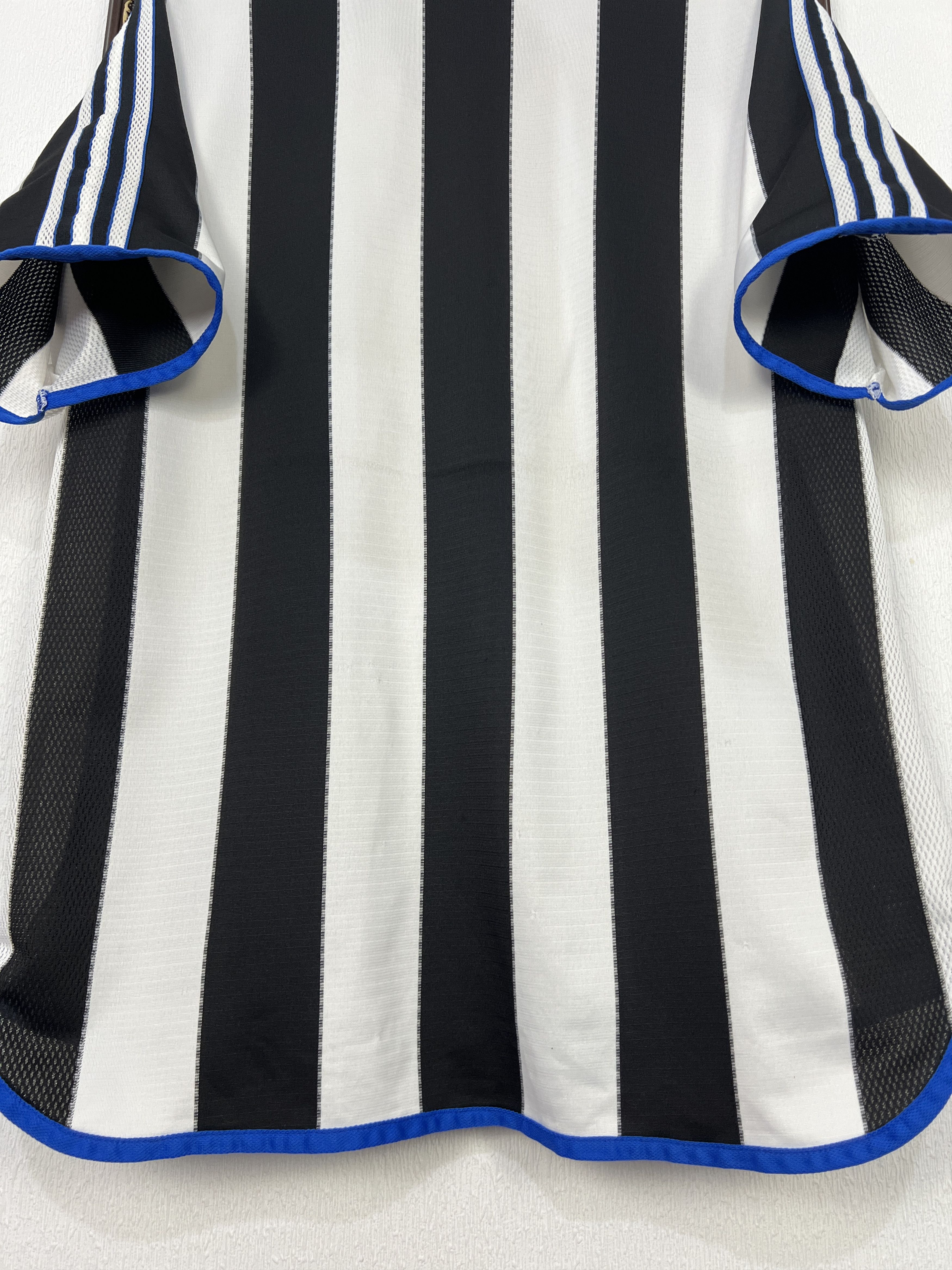Adidas Newcastle Home football shirt 1999 Soccer Adidas Jersey Size US L / EU 52-54 / 3 - 14 Thumbnail