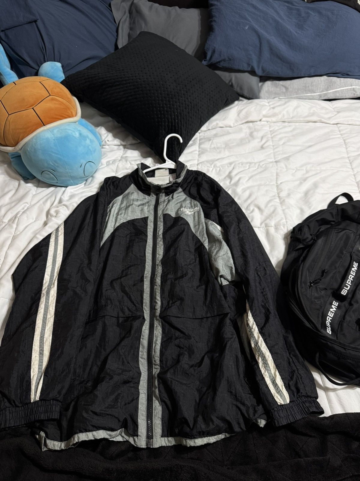 Reebok Vintage Reebok Windbreaker Size US L / EU 52-54 / 3 - 1 Thumbnail