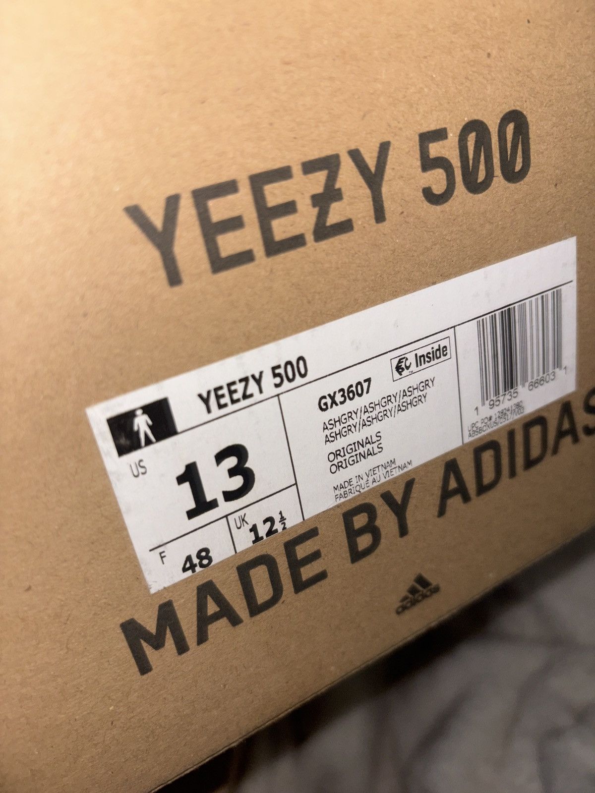 Yeezy adidas Yeezy 500 Size US 13 / EU 46 - 7 Thumbnail