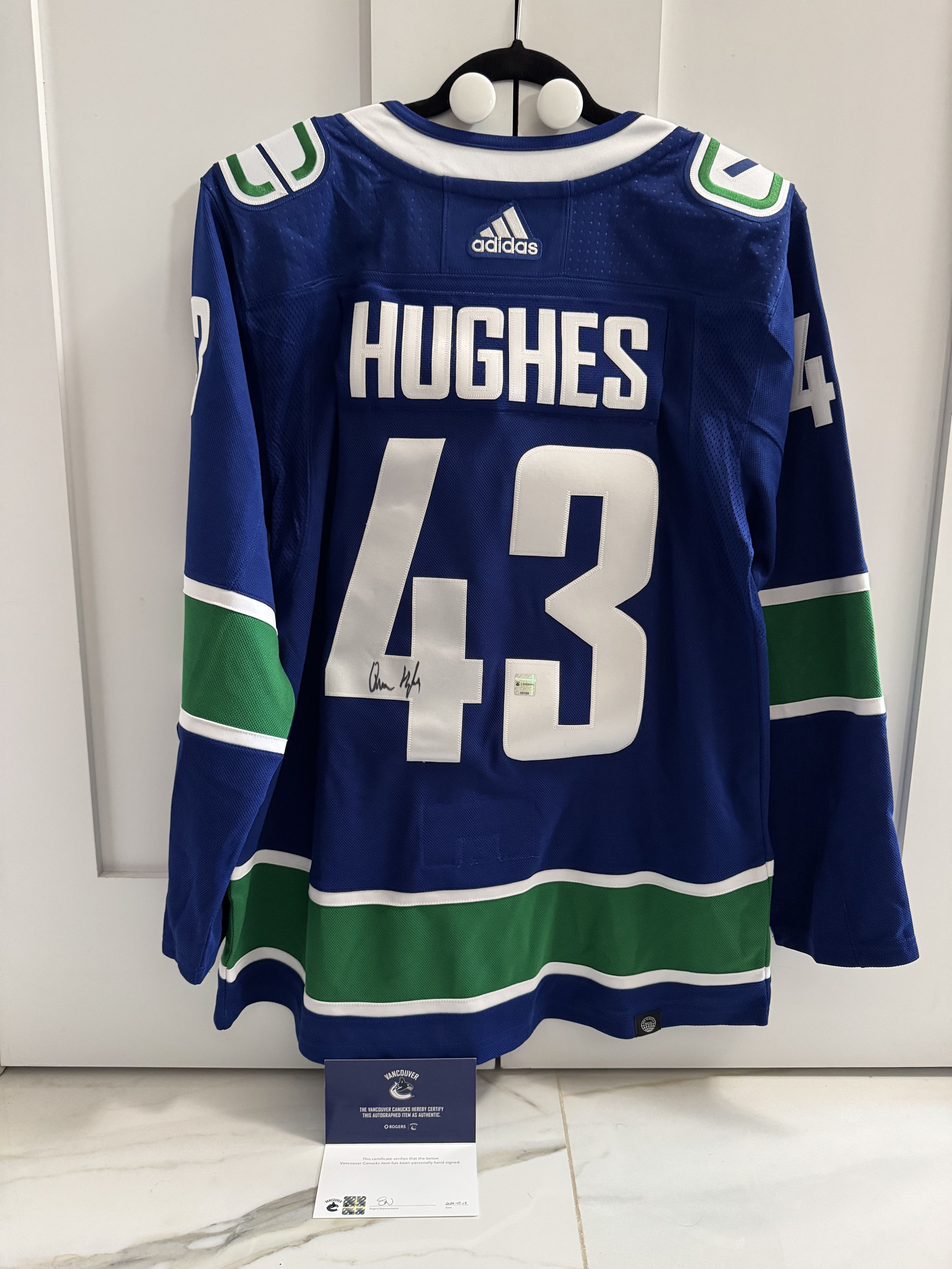 NHL Authentic Signed Quinn Hughes Vancouver Canucks Jersey Size US M / EU 48-50 / 2 - 1 Thumbnail