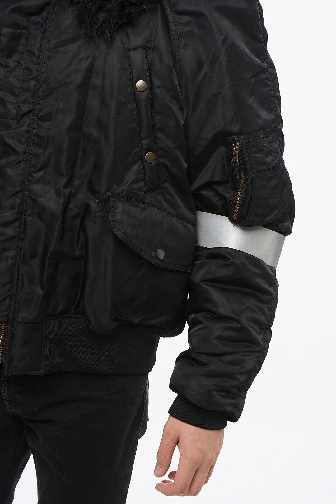 Maison Margiela og1mm0825 Nylon Jacket in Black Size US S / EU 44-46 / 1 - 3 Thumbnail
