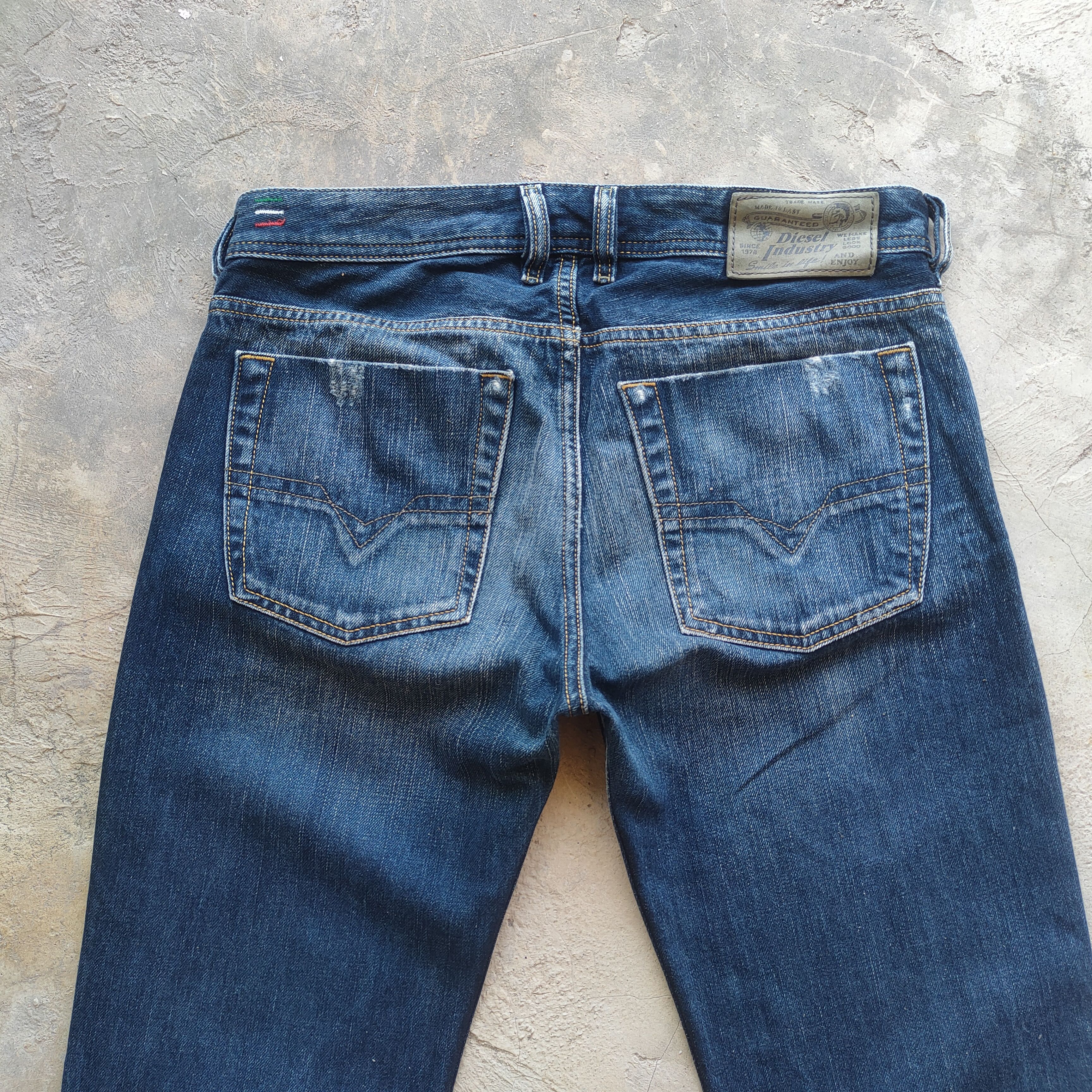 Diesel W30 VINTAGE DIESEL FLARE DISTRESSED JEAN PANTS Size US 30 / EU 46 - 9 Thumbnail