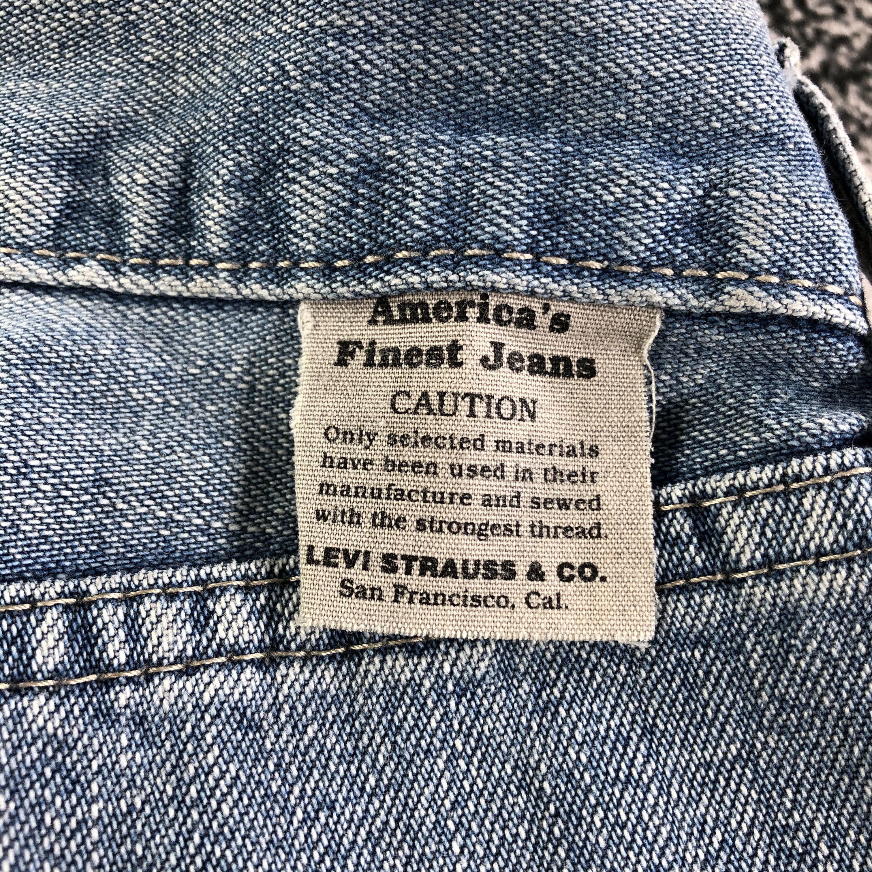 Levi's Vintage 90s Levis Jeans Medium Wash Denim KJ2229 Size US 33 - 5 Thumbnail