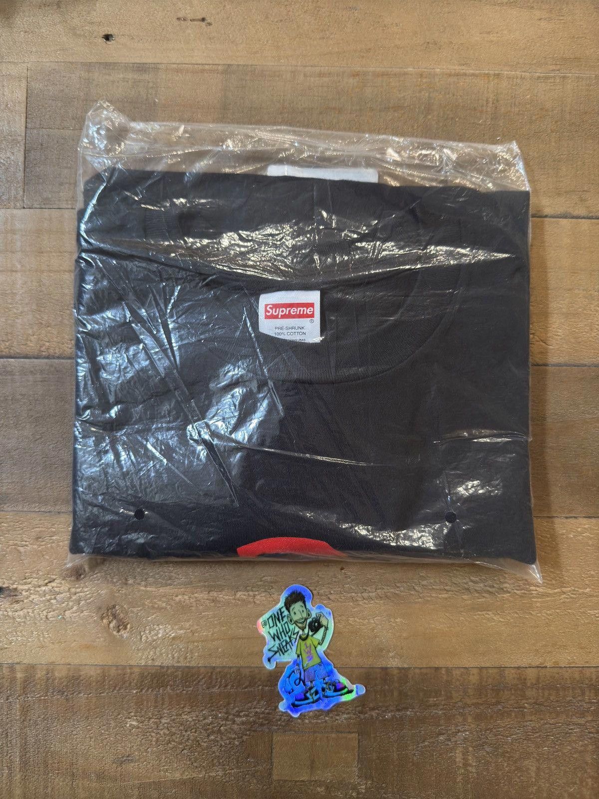 Supreme Supreme Grinch Tee Size Large Size US M / EU 48-50 / 2 - 2 Thumbnail