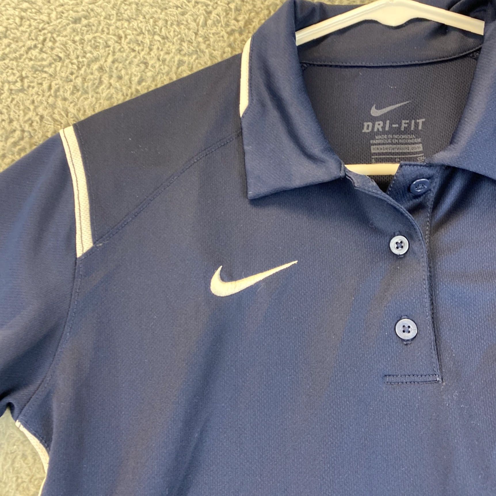 Nike Nike Dri-Fit Polo Shirt Women's Small Navy Activewear Short Sleeve Athletic Sports Size S / US 4 / IT 40 - 3 Thumbnail