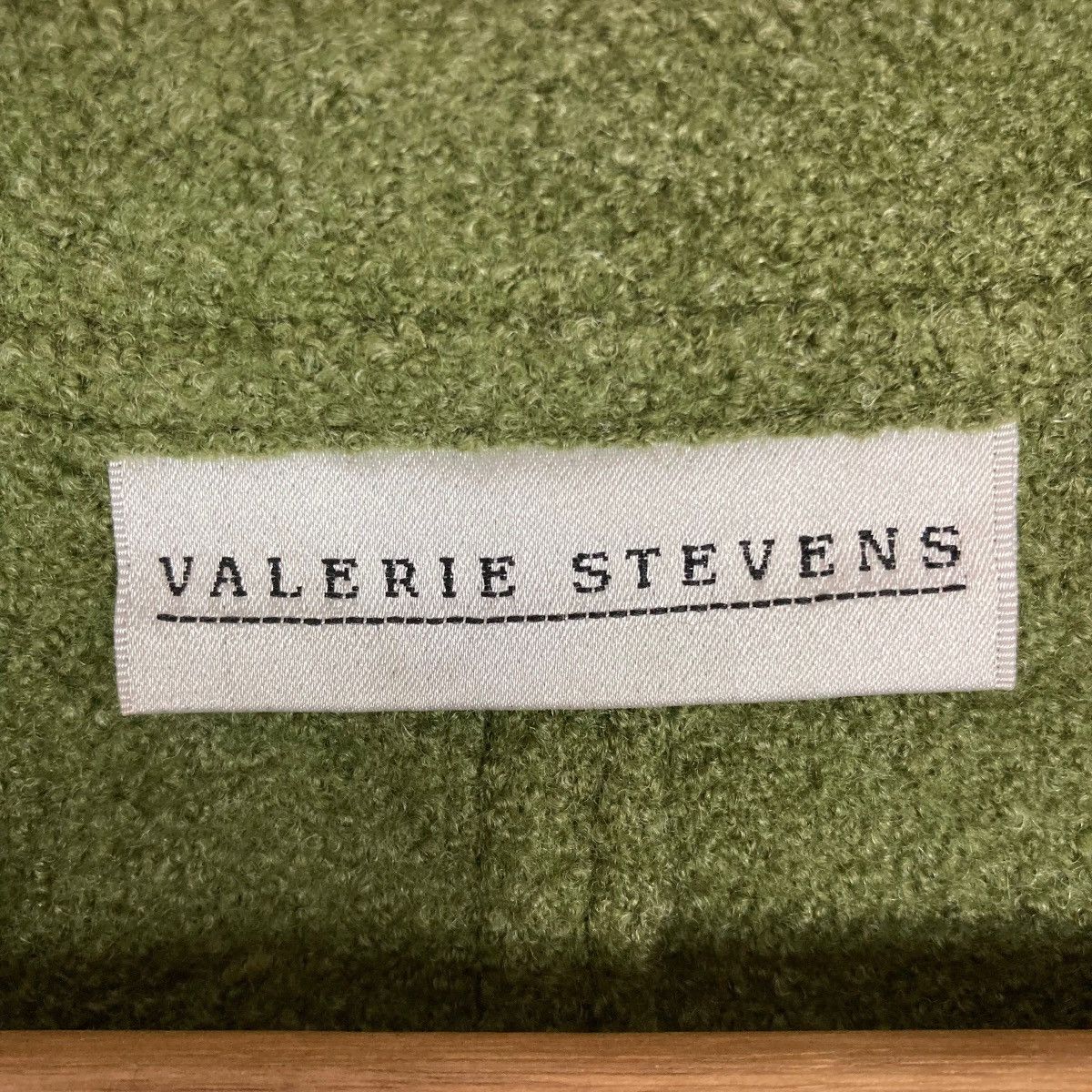 Vintage Vintage Valerie Stevens Flat Button Wool Light Jacket Size US S / EU 44-46 / 1 - 5 Thumbnail