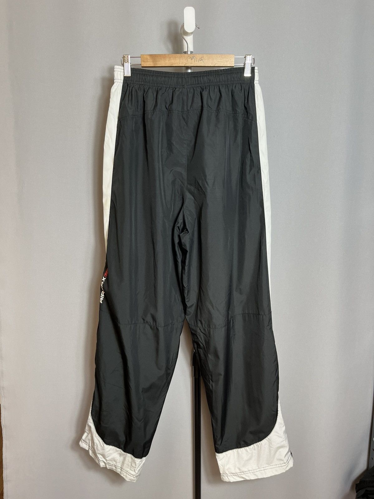 Nike Vintage Y2K NIKE AIRMAX SERIES 87 PANTS DRILL NYLON TECH Size US 36 / EU 52 - 5 Thumbnail