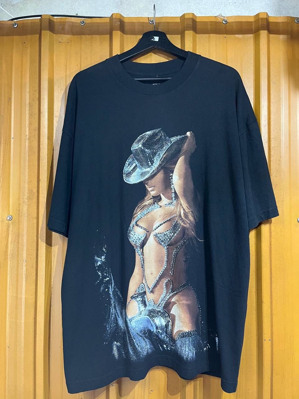 Vintage BEYONCE WORLD TOUR Size US XXL / EU 58 / 5 - 1 Thumbnail