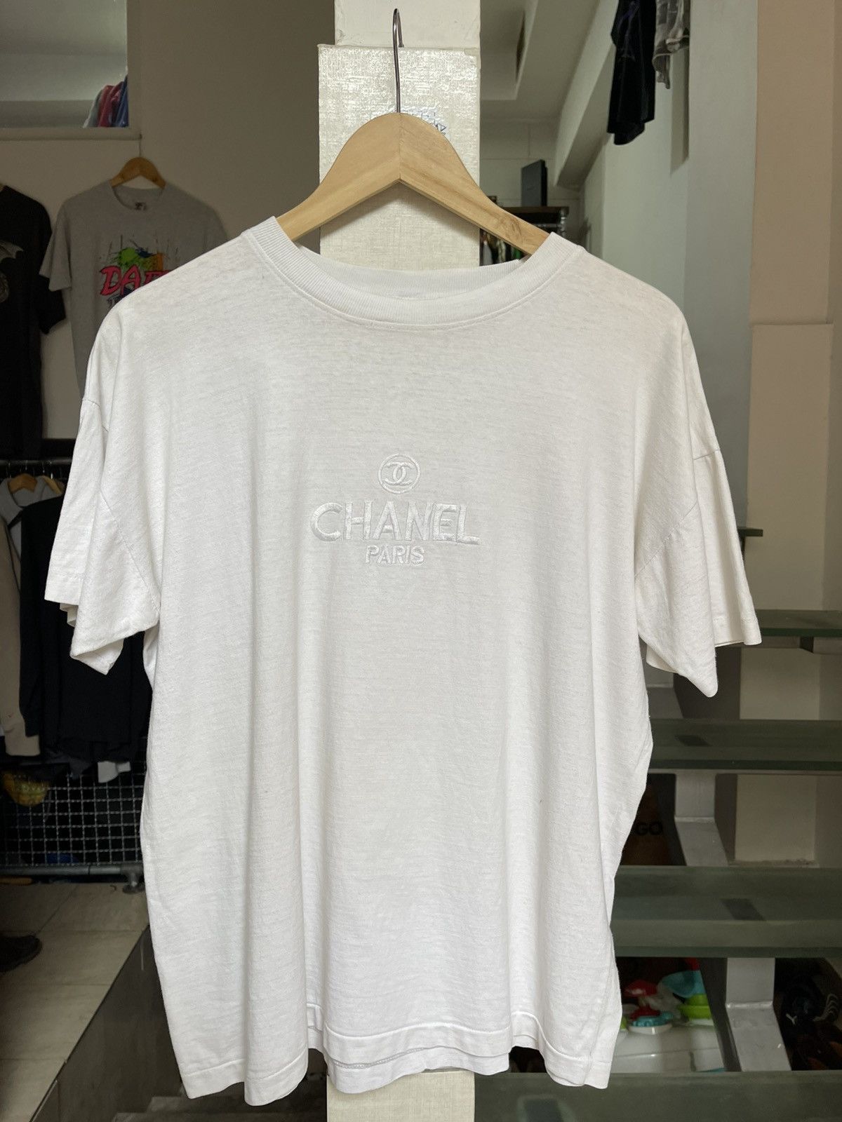 Vintage White tee chanel embroidery