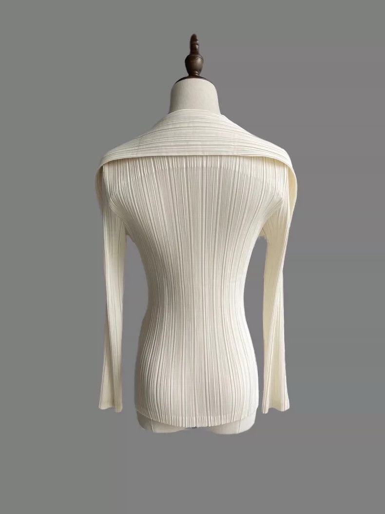 Issey Miyake Issey Miyake size:2 A white pleated cardigan Size S / US 4 / IT 40 - 4 Thumbnail