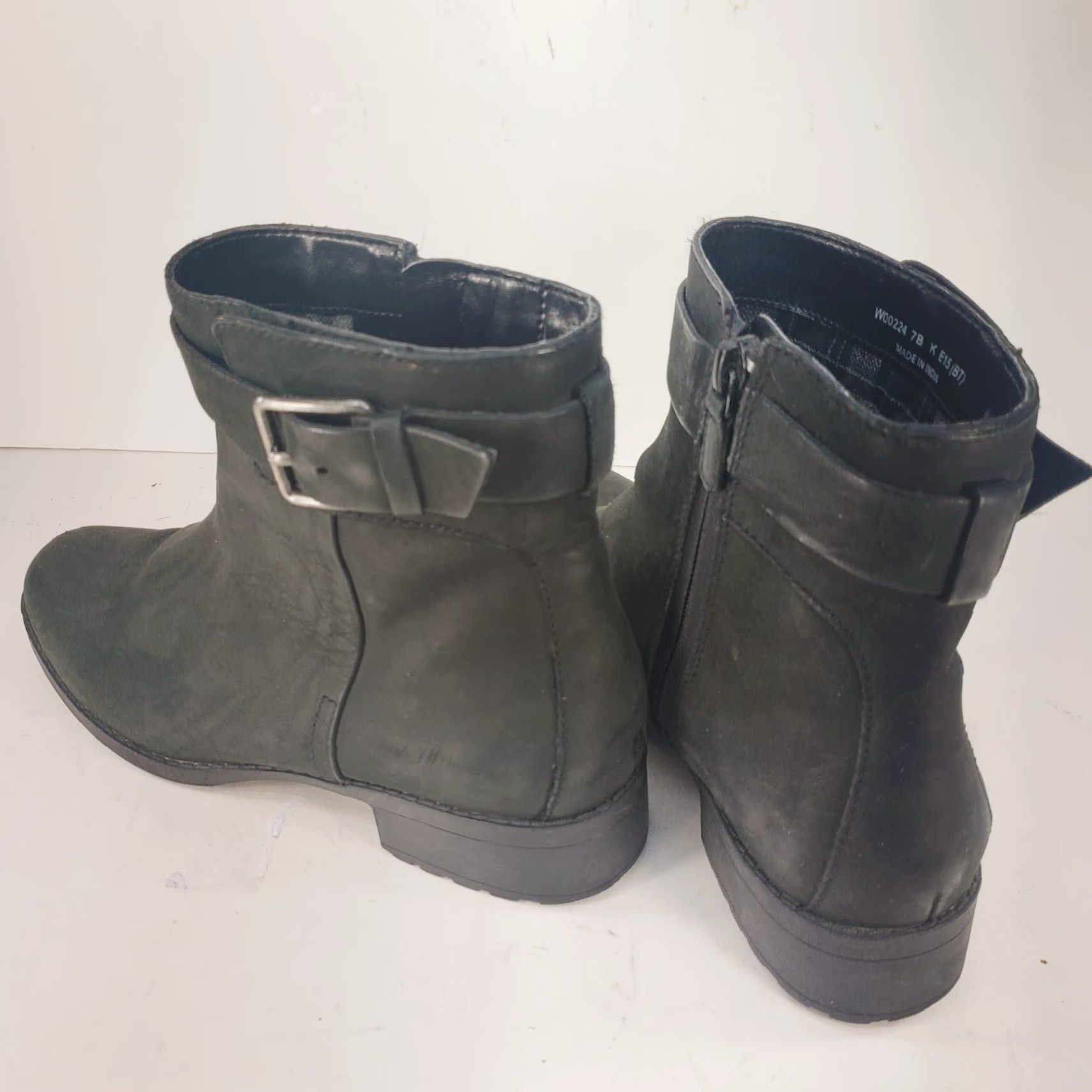 Cole Haan Cole Haan Haidyn Bootie Ankle Boot Women 7 Black Buckle Zip Boots Women Black 7 Toe Bootie 90s? Size S / US 4 / IT 40 - 5 Thumbnail