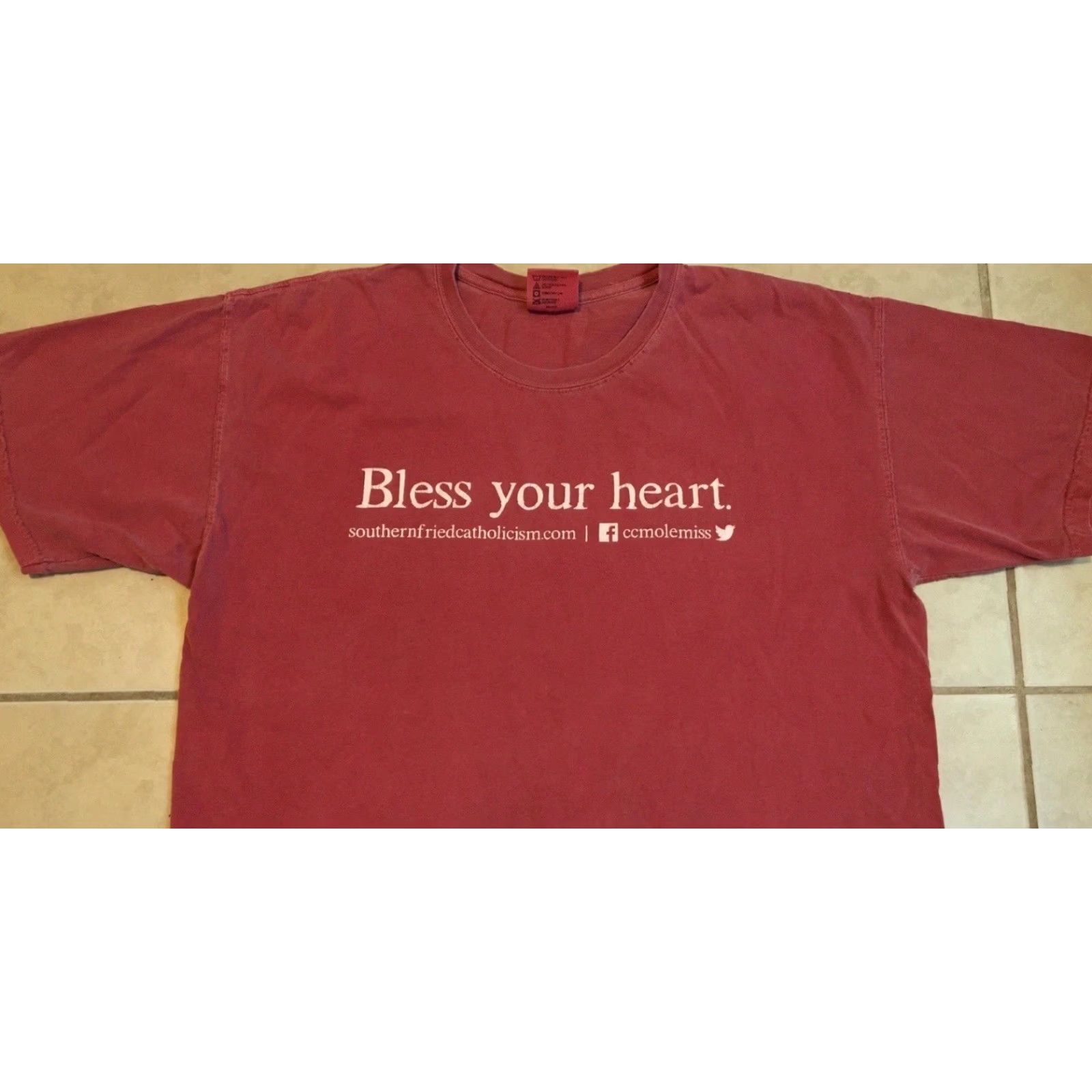 Vintage VINTAGE Bless Your Heart Faded Shirt L God Jesus Ole Miss Religion Funny Grunge Y2k Shirt Mens Red University of Mississippi T-Shirt Size US L / EU 52-54 / 3 - 6 Thumbnail