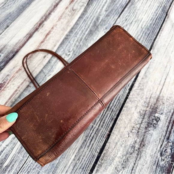 Wilsons Leather Vintage Wilson’s Leather Brown Leather Shoulder Bag Size ONE SIZE - 6 Thumbnail