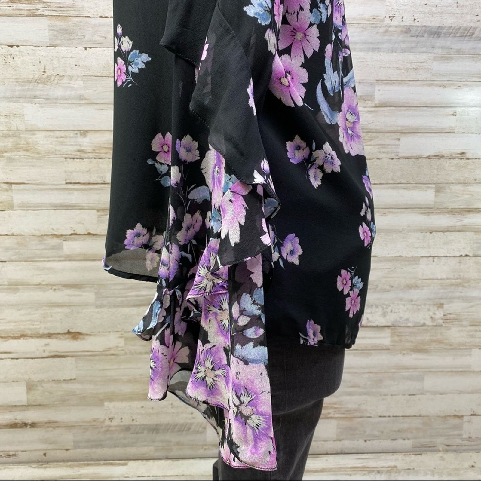 Nanette Lepore Nanette Lepore Silk Zen Floral Blouse Size S Purple Black Size S / US 4 / IT 40 - 8 Thumbnail
