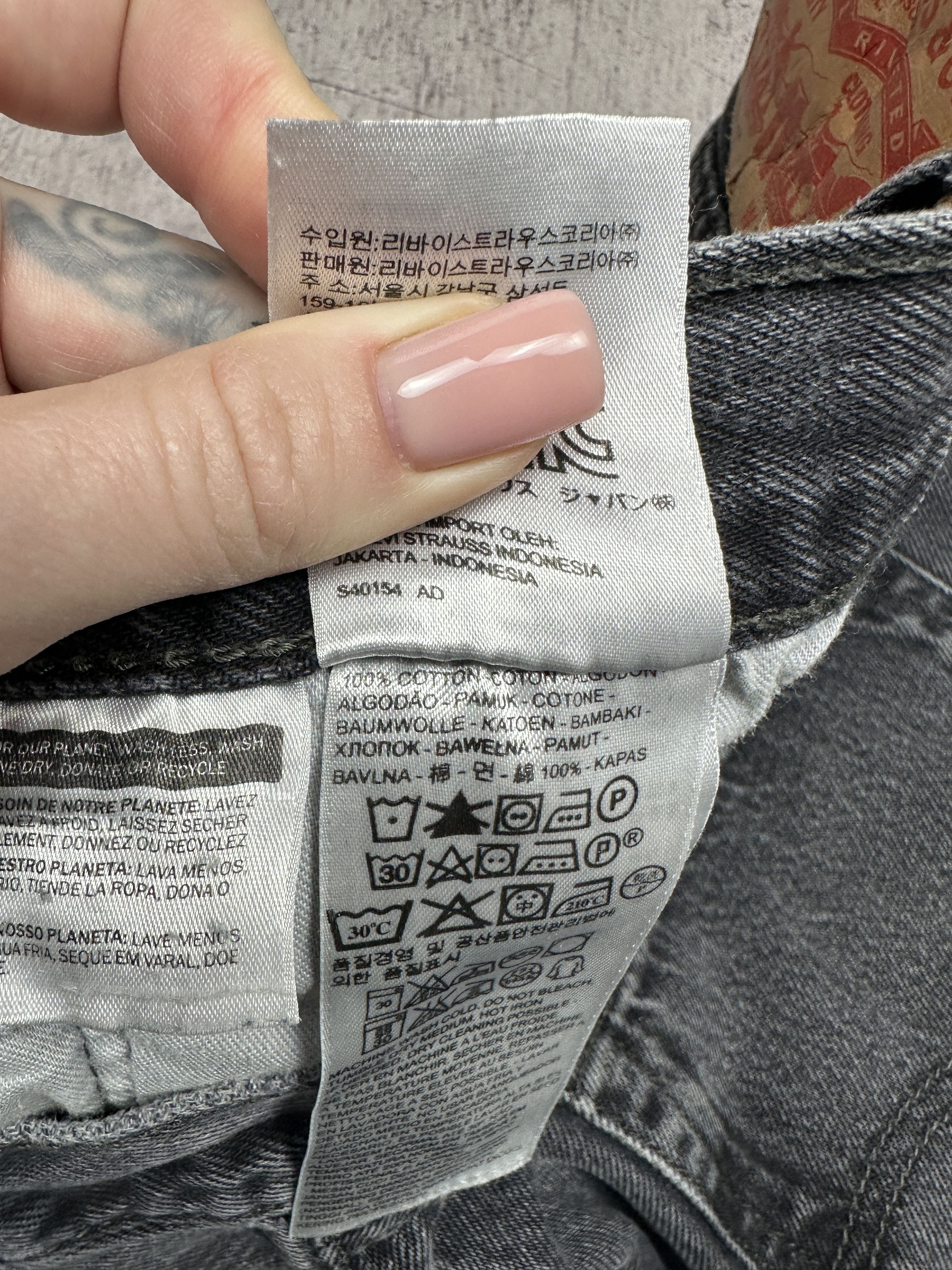 Levi's Levi's 501 Mens Washed Denim Pants Jeans Size 36 x 36 Size US 36 / EU 52 - 9 Thumbnail