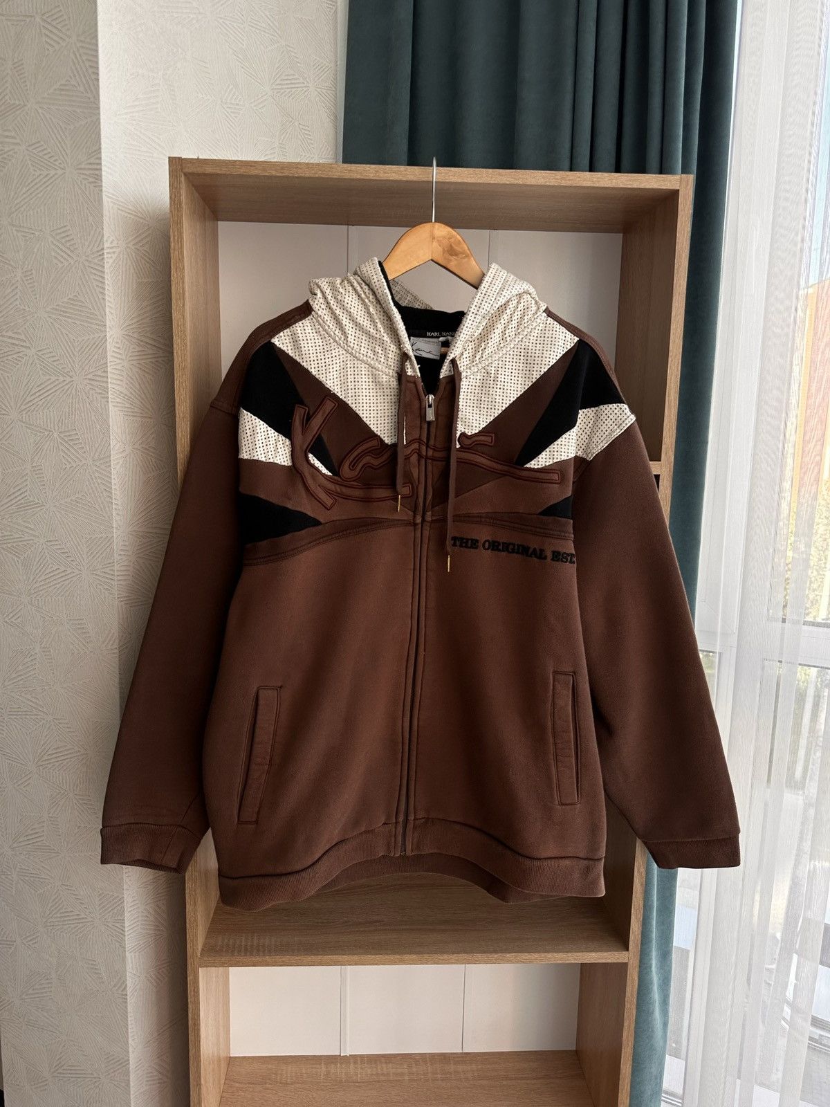 Japanese Brand × Karl Kani × Vintage Vintage Karl Kani Japanese Heavyweight Brown Big Logo Hoodie Size US L / EU 52-54 / 3 - 8 Thumbnail