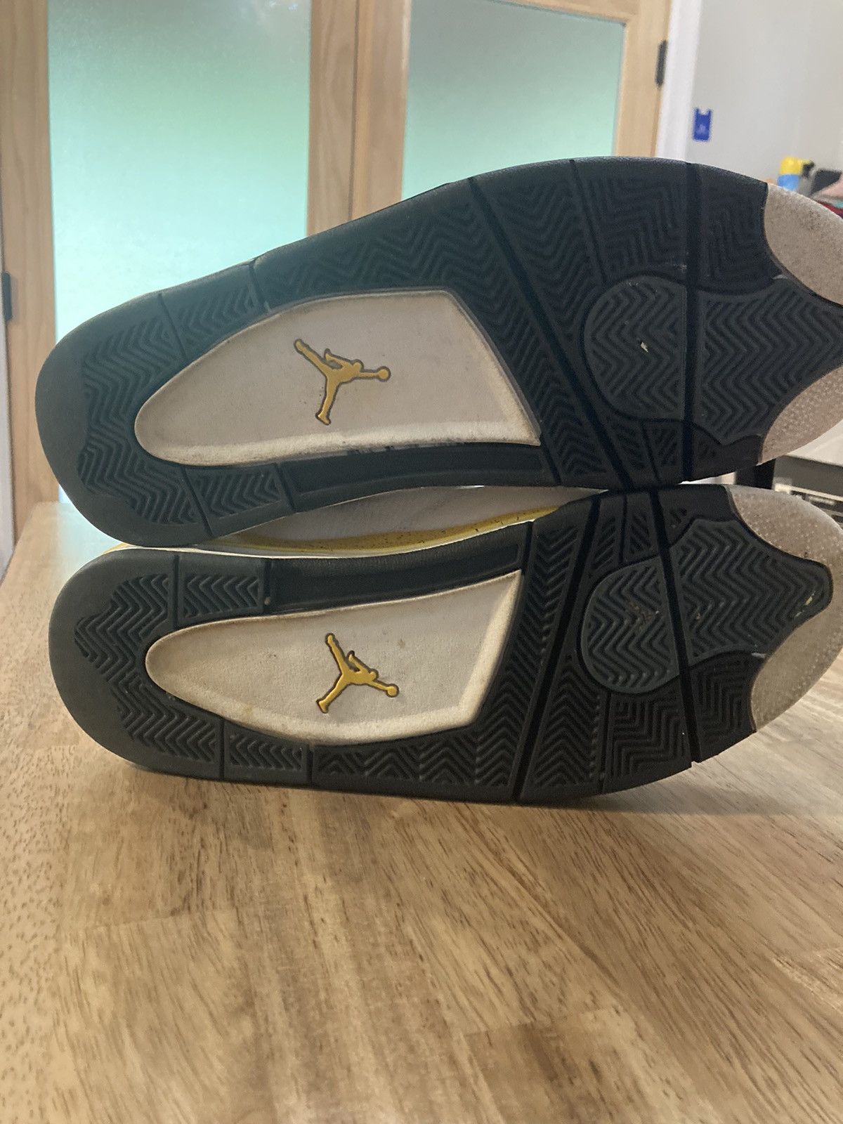Jordan Brand × Nike Air Jordan 4 “Tour Yellow” Size US 10.5 / EU 43-44 - 5 Thumbnail