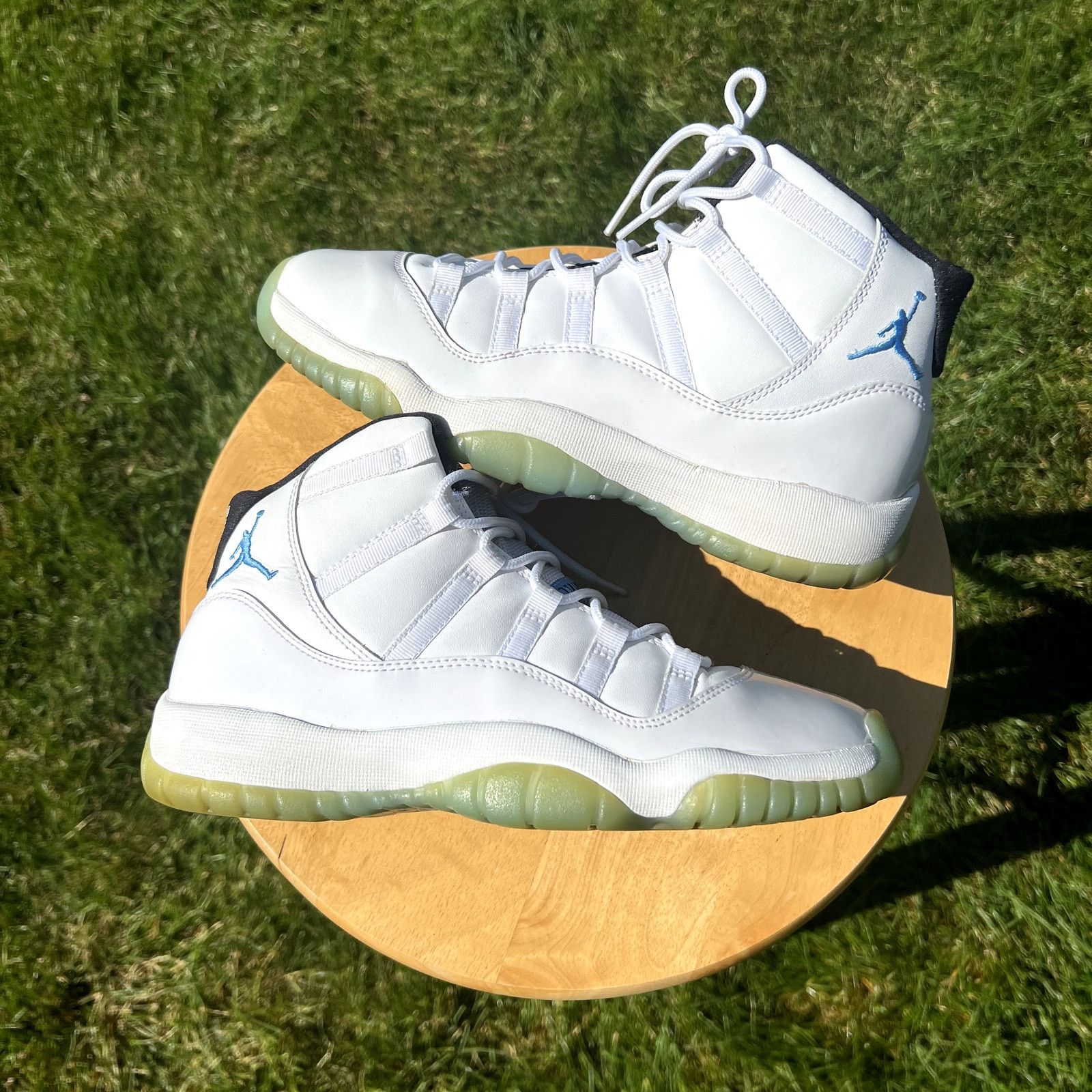 Jordan Brand × Nike Nike Air Jordan 11 BG Legend Blue Men's Shoes - Size 6.5 Size US 6.5 / EU 39-40 - 3 Thumbnail