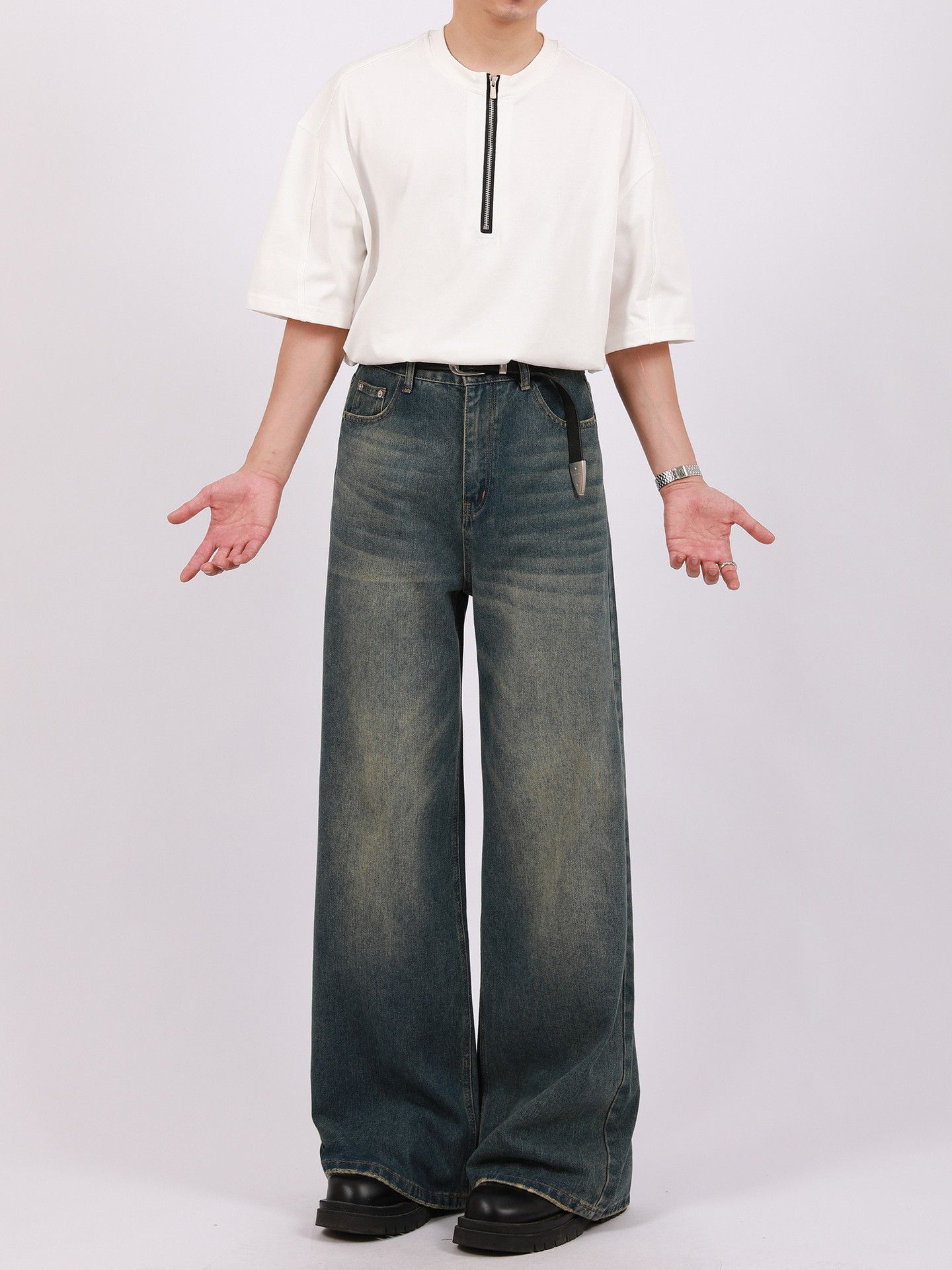 Jean Vintage distressed men's street loose washed wide-leg jeans Size US 32 / EU 48 - 1 Thumbnail