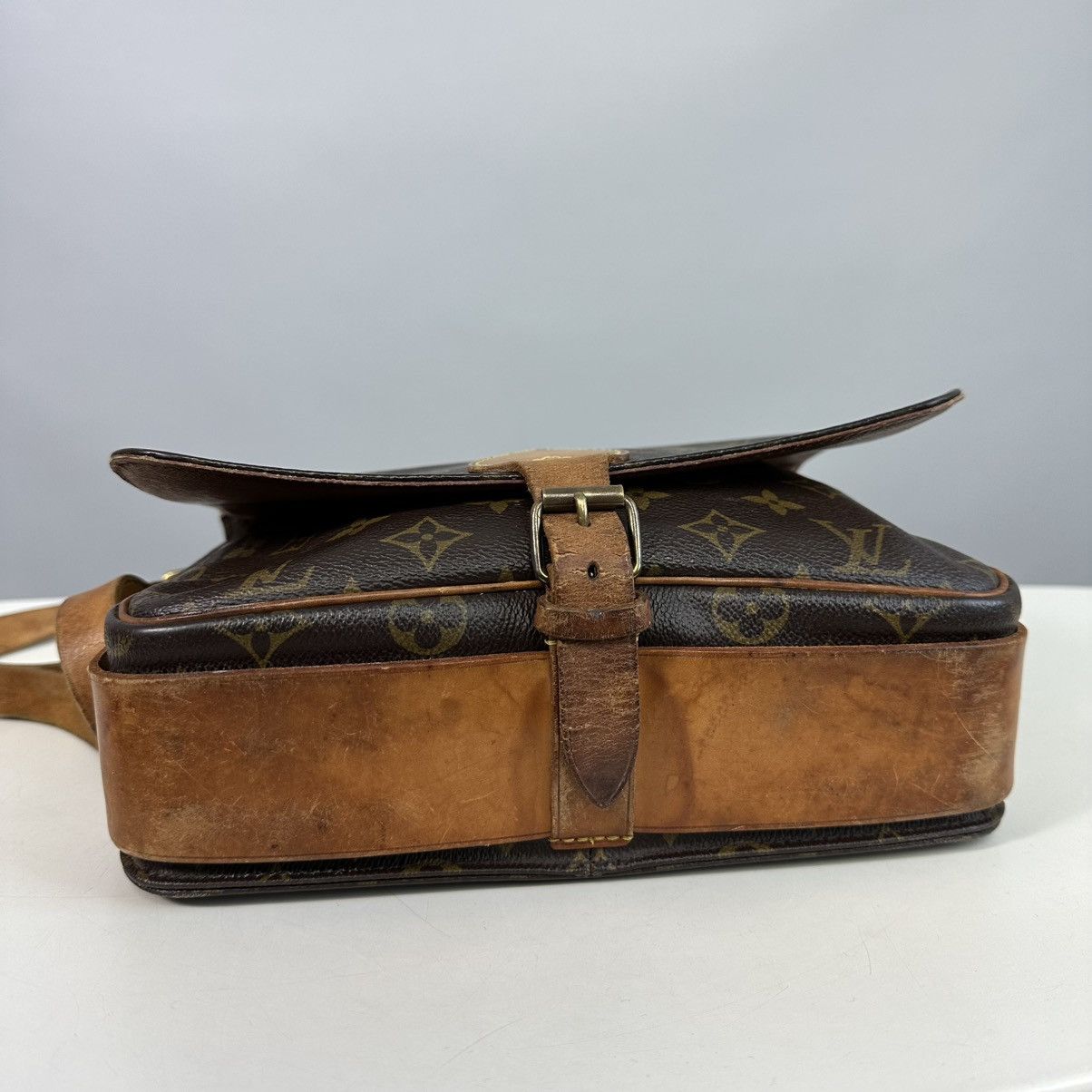 Louis Vuitton authentic COA LegitApp LOUIS VUITTON Cartouchière VNG 70s Size ONE SIZE - 11 Thumbnail
