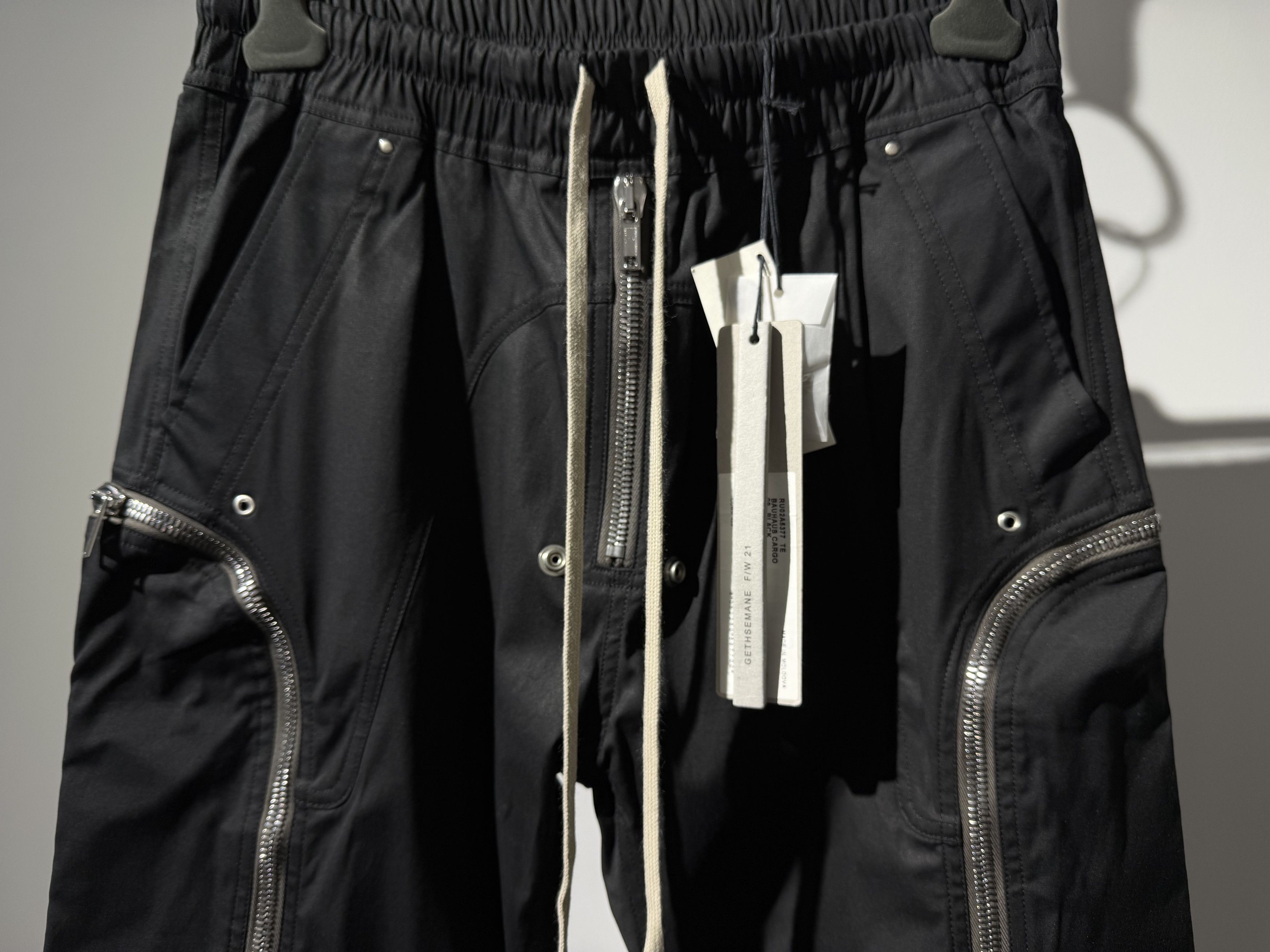 Rick Owens Rick Owens "Getshermane F/W 21" Size US 32 / EU 48 - 2 Thumbnail
