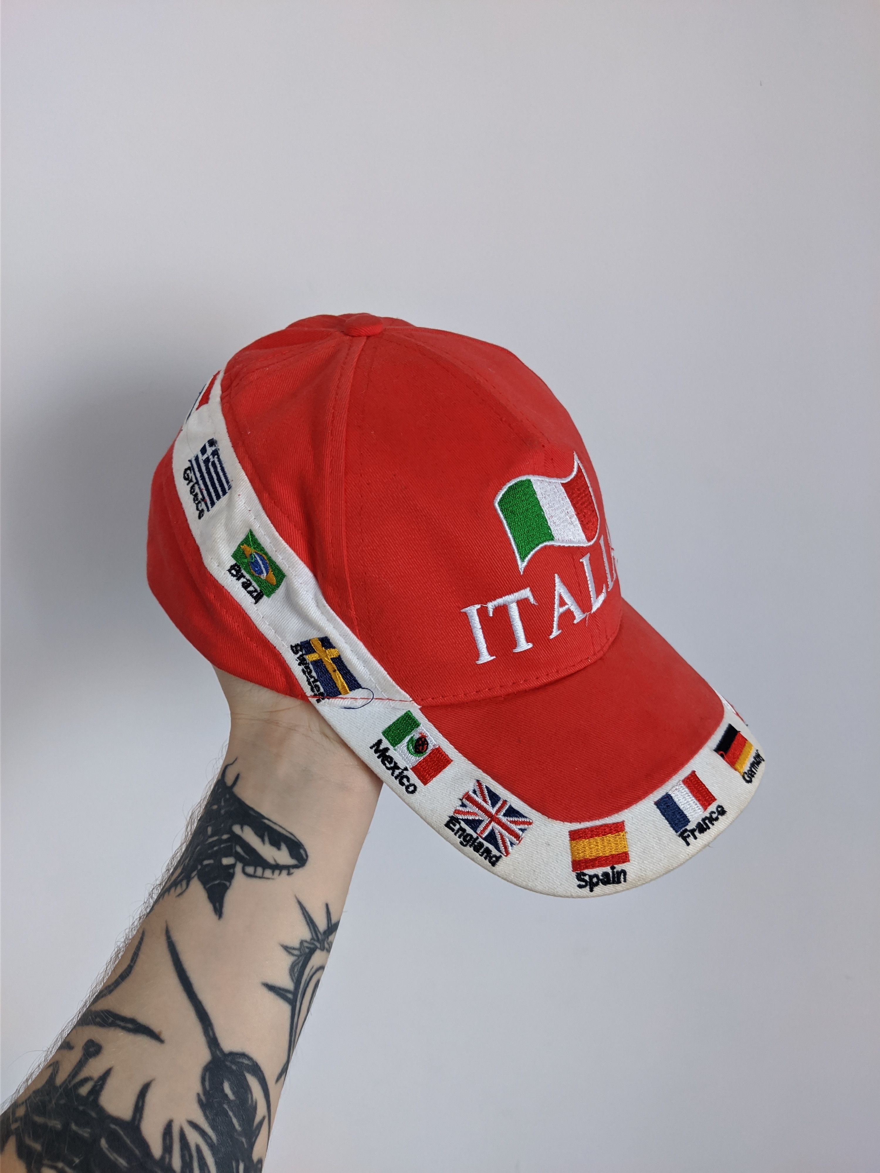 Vintage Vintage racing cap hat y2k italia Size ONE SIZE - 2 Thumbnail