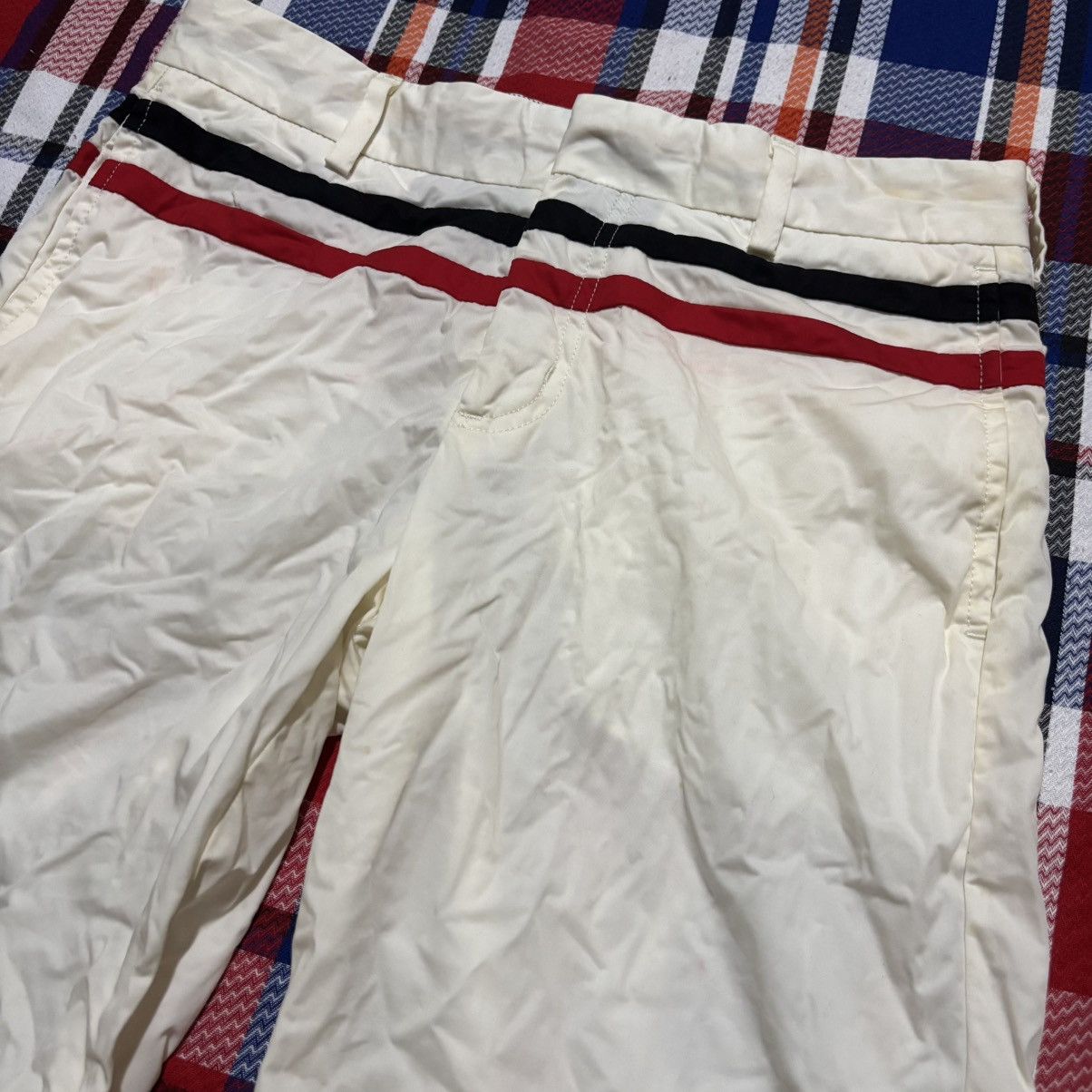 Moncler Classic Pattern Moncler Short Pants Size US 31 - 3 Thumbnail