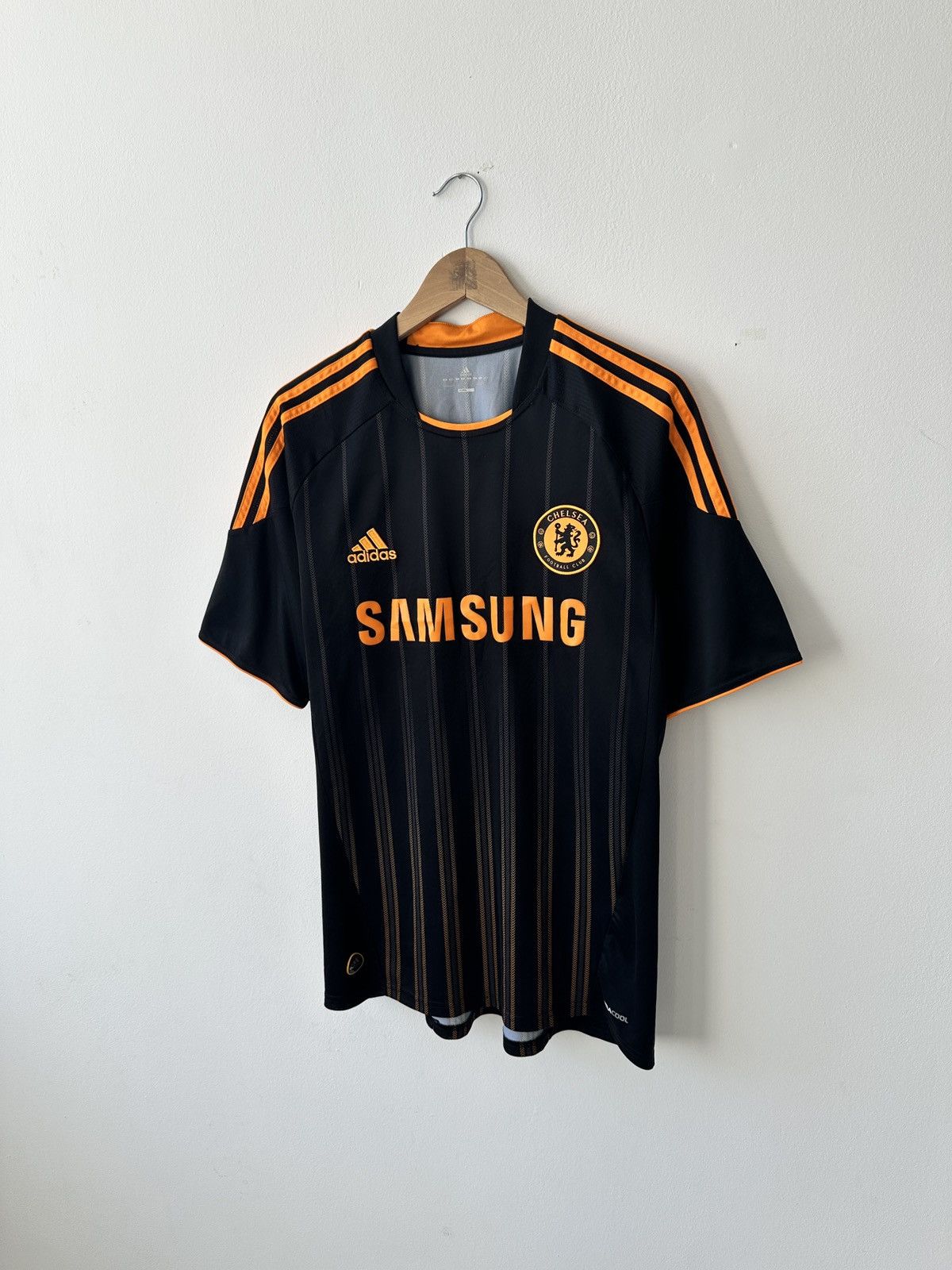 Adidas CHELSEA 2010 2011 AWAY FOOTBALL SHIRT SOCCER JERSEY ADIDAS Size US M / EU 48-50 / 2 - 3 Thumbnail