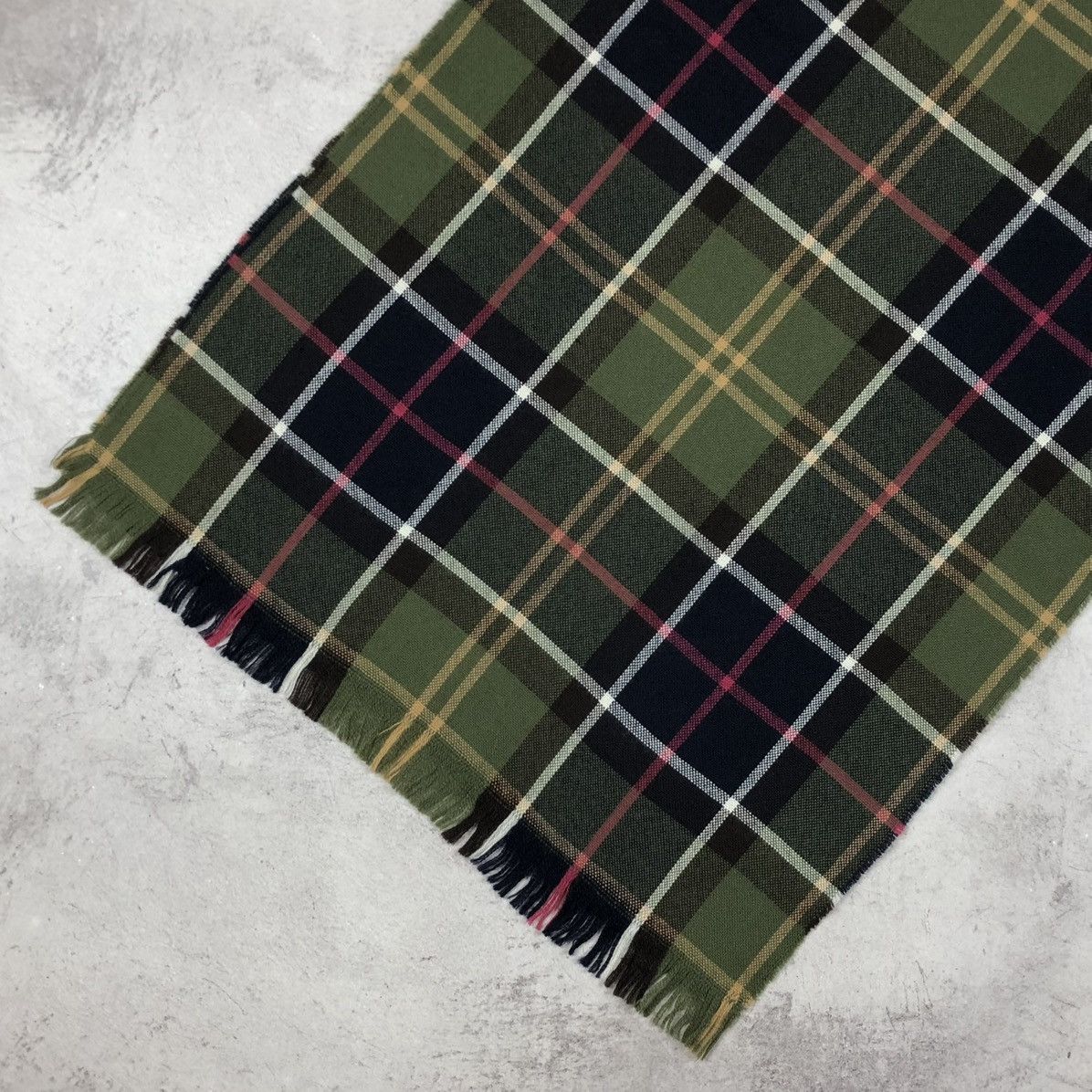 Barbour Barbour Tartan Scarf Extra Fine Merino Wool Size ONE SIZE - 17 Thumbnail