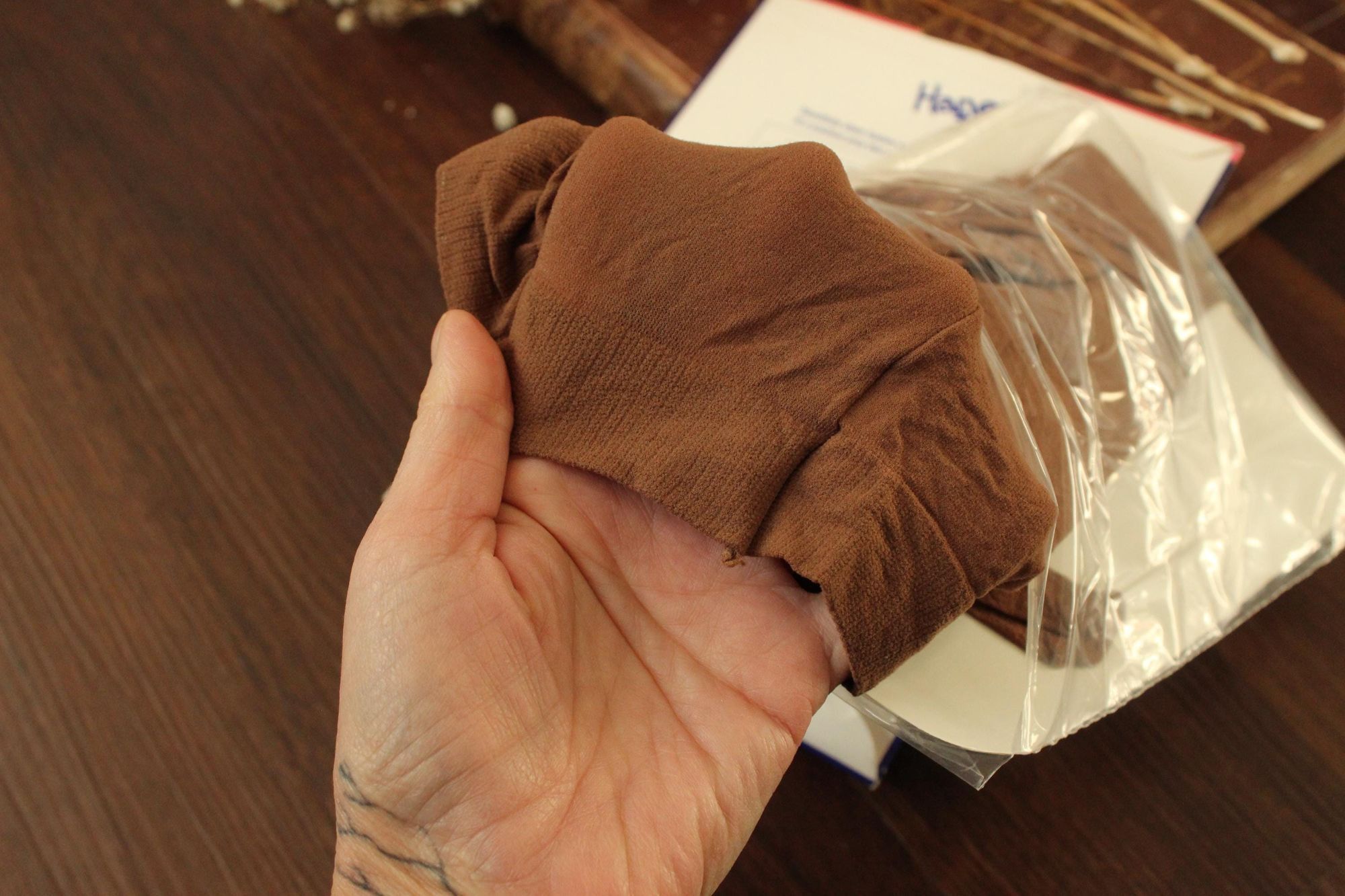 Hanes Vintage 1980s 1990s Pantyhose, New NOS Hanes Too, Control To Size ONE SIZE - 9 Thumbnail