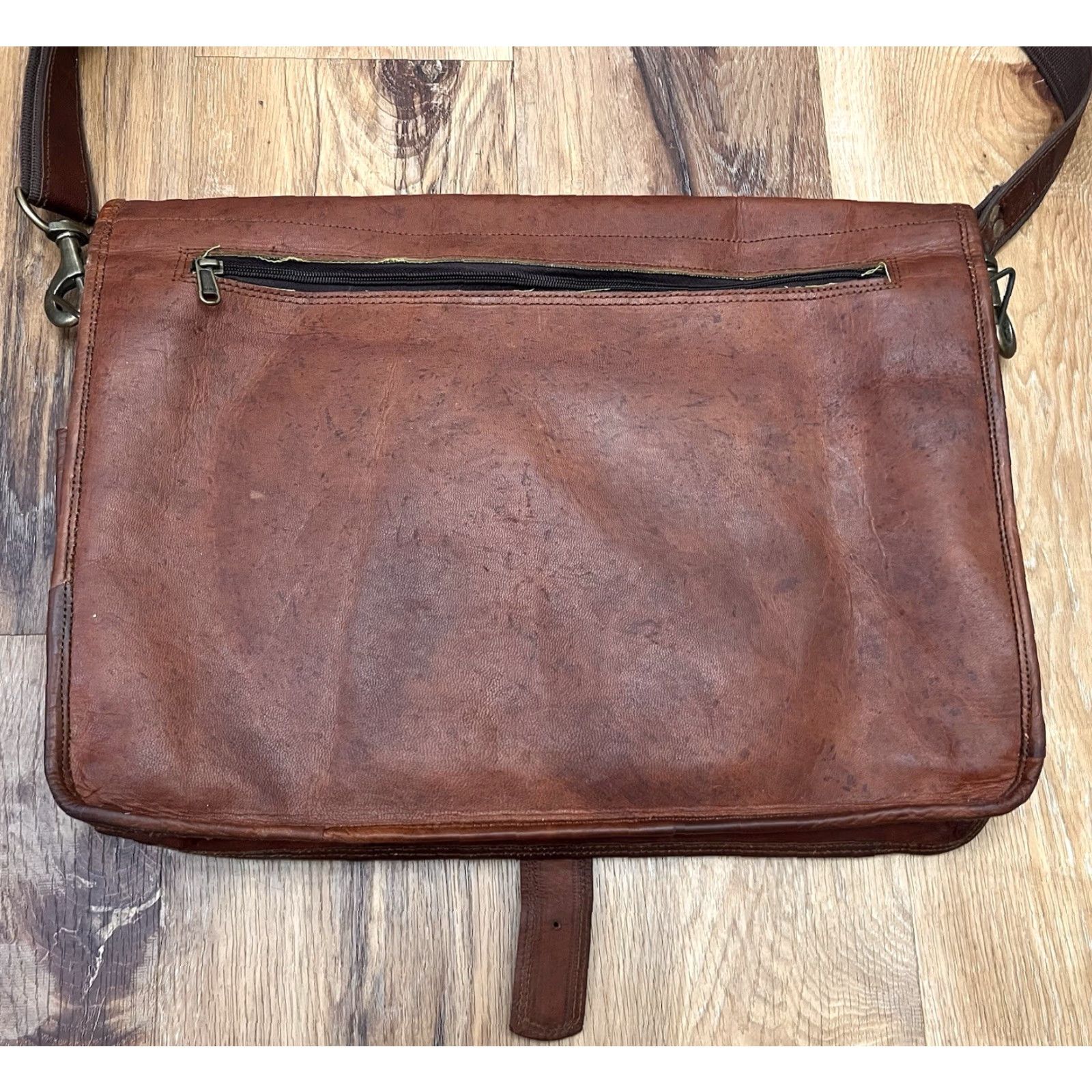 Vintage VINTAGE Sun Distressed Oiled Leather Messenger Bag Briefcase Satchel 17.5” x 13” x 5” Brown Mens Womens Neutral Size ONE SIZE - 5 Thumbnail
