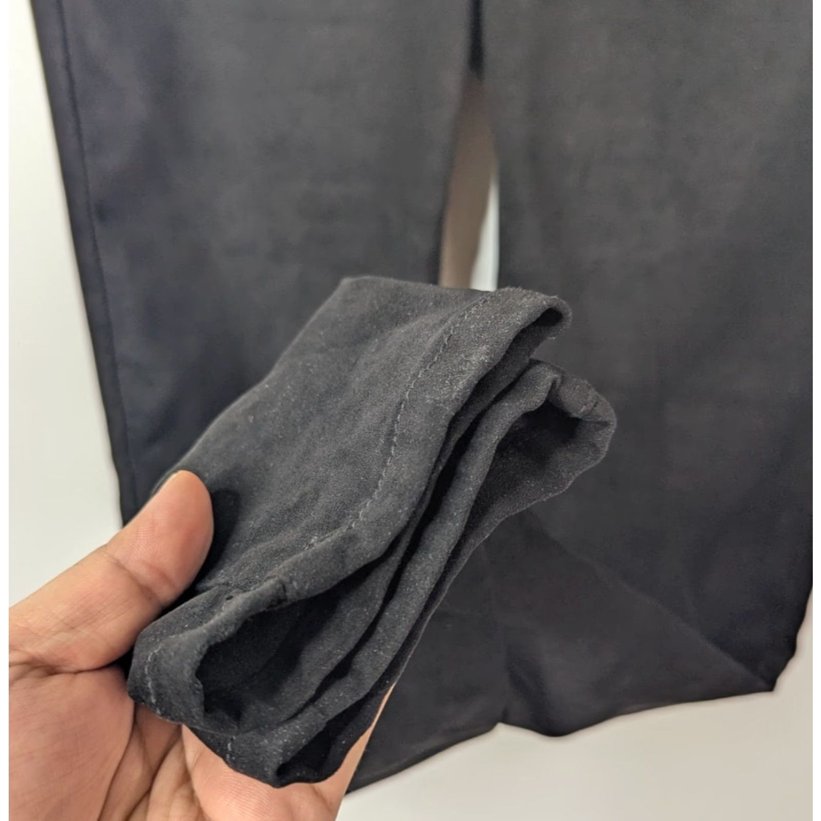 Good American Good American Pants Womens Size 10/30 Black GL100T Faux Suede Skinny Good Legs Size 32" / US 10 / IT 46 - 2 Thumbnail