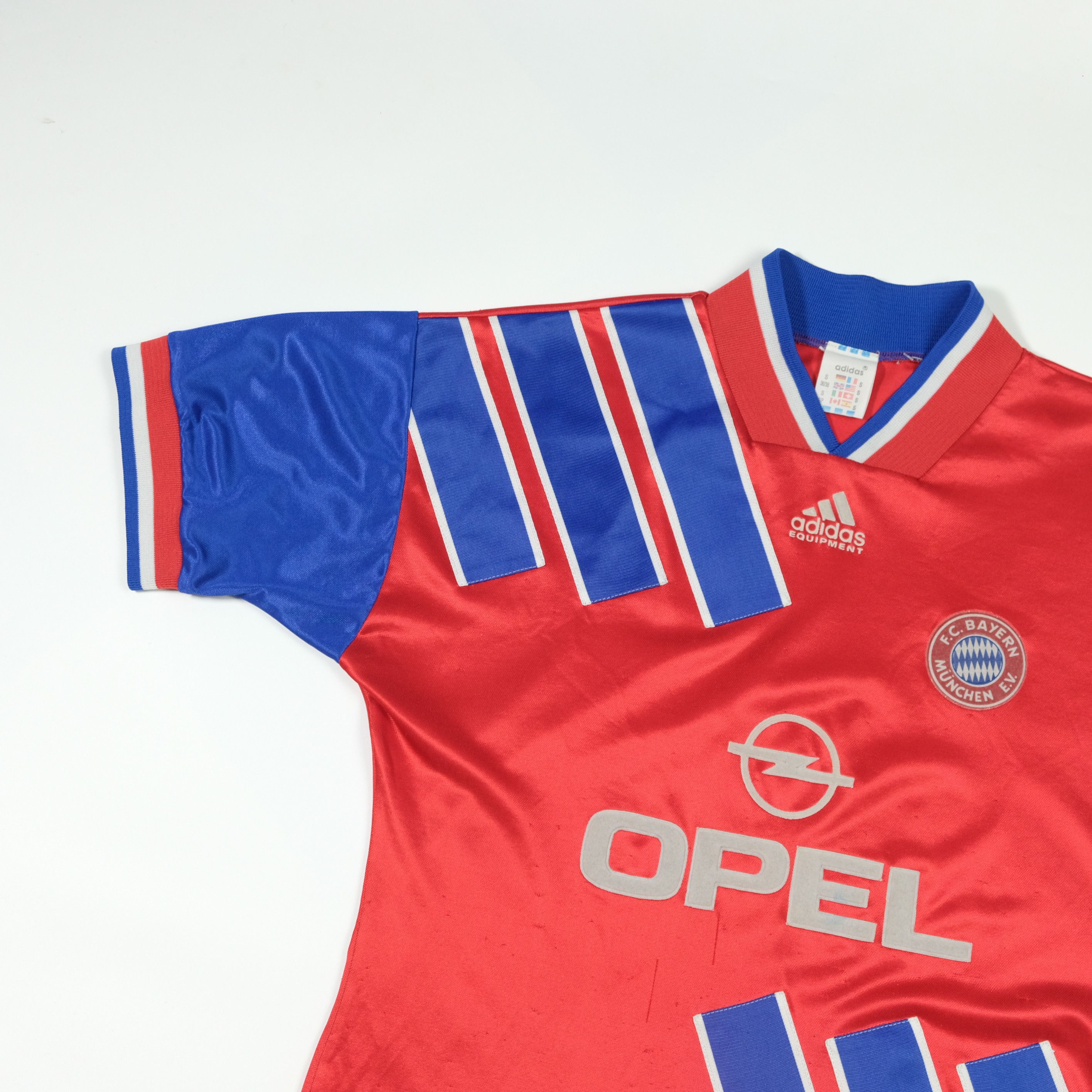 Adidas Bayern Munich Adidas 1993/1995 Home Vintage Football Shirt Size US S / EU 44-46 / 1 - 3 Thumbnail