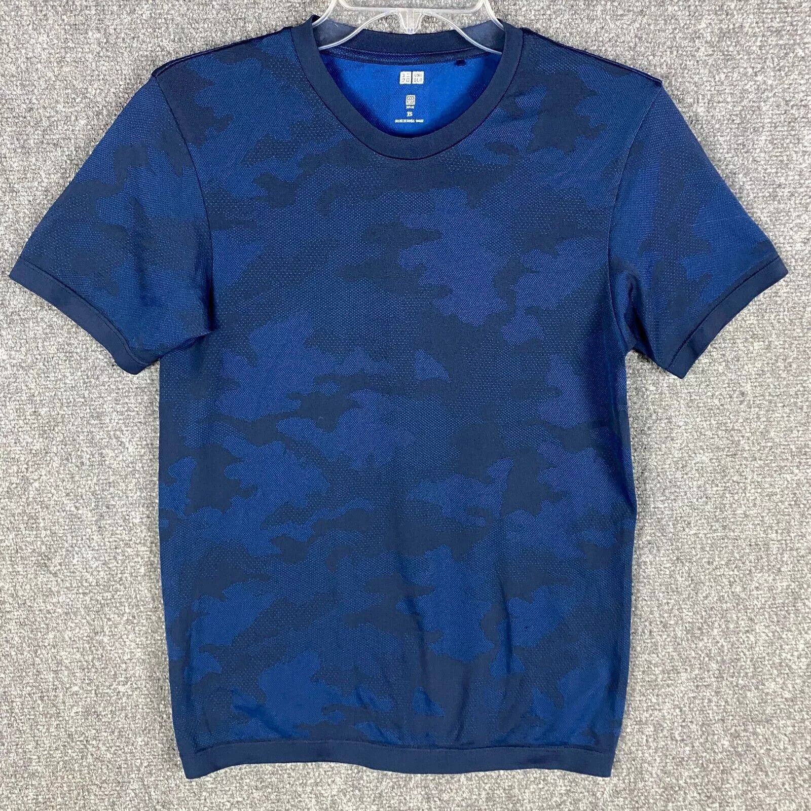 Uniqlo Uniqlo T-Shirt Men's XS Camouflage Short Sleeve Dry-Ex Blue Size US XS / EU 42 / 0 - 1 Thumbnail