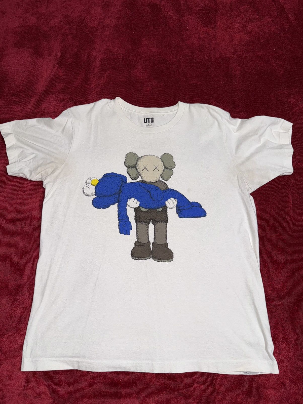 Kaws × Uniqlo Uniqlo x kaws tee Size US L / EU 52-54 / 3 - 1 Thumbnail