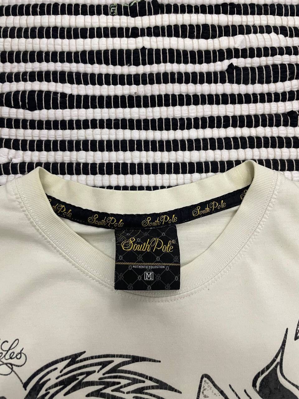 Southpole × Vintage Vintage Southpole Distressed Big Logo Tee T-Shirt Y2K Size US M / EU 48-50 / 2 - 11 Thumbnail