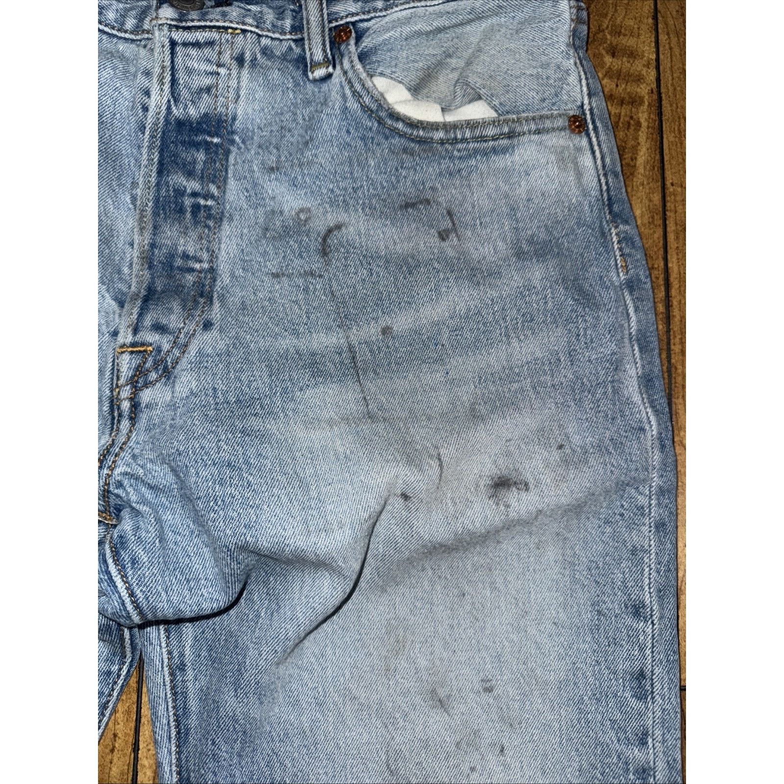 Levi's Levi’s 501 Button Fly 33x31 Washed Blue Denim Straight Leg Size US 33 - 4 Thumbnail