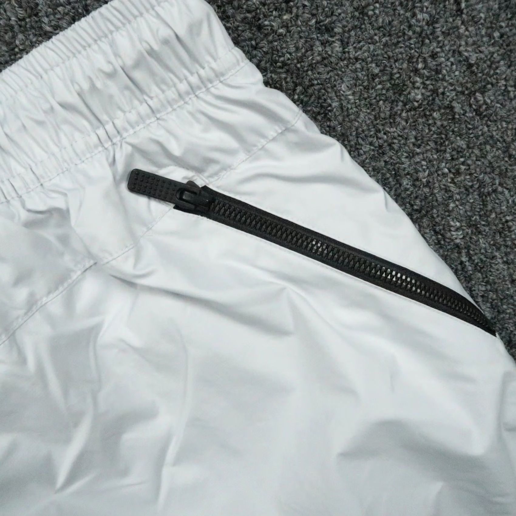 Nike Nike Pants Mens XXL Gray Windrunner Jogger Zip Pocket Training 2XL Size US 39 - 5 Thumbnail