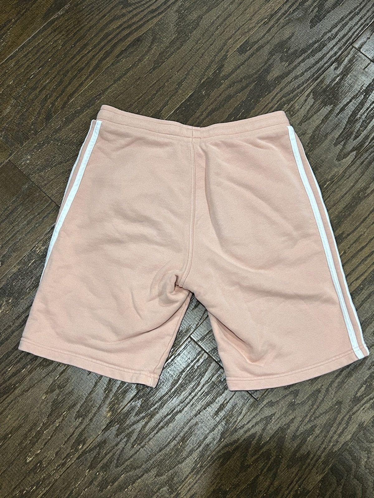 Adidas Adidas Pink sweat shorts Size US 30 / EU 46 - 2 Thumbnail