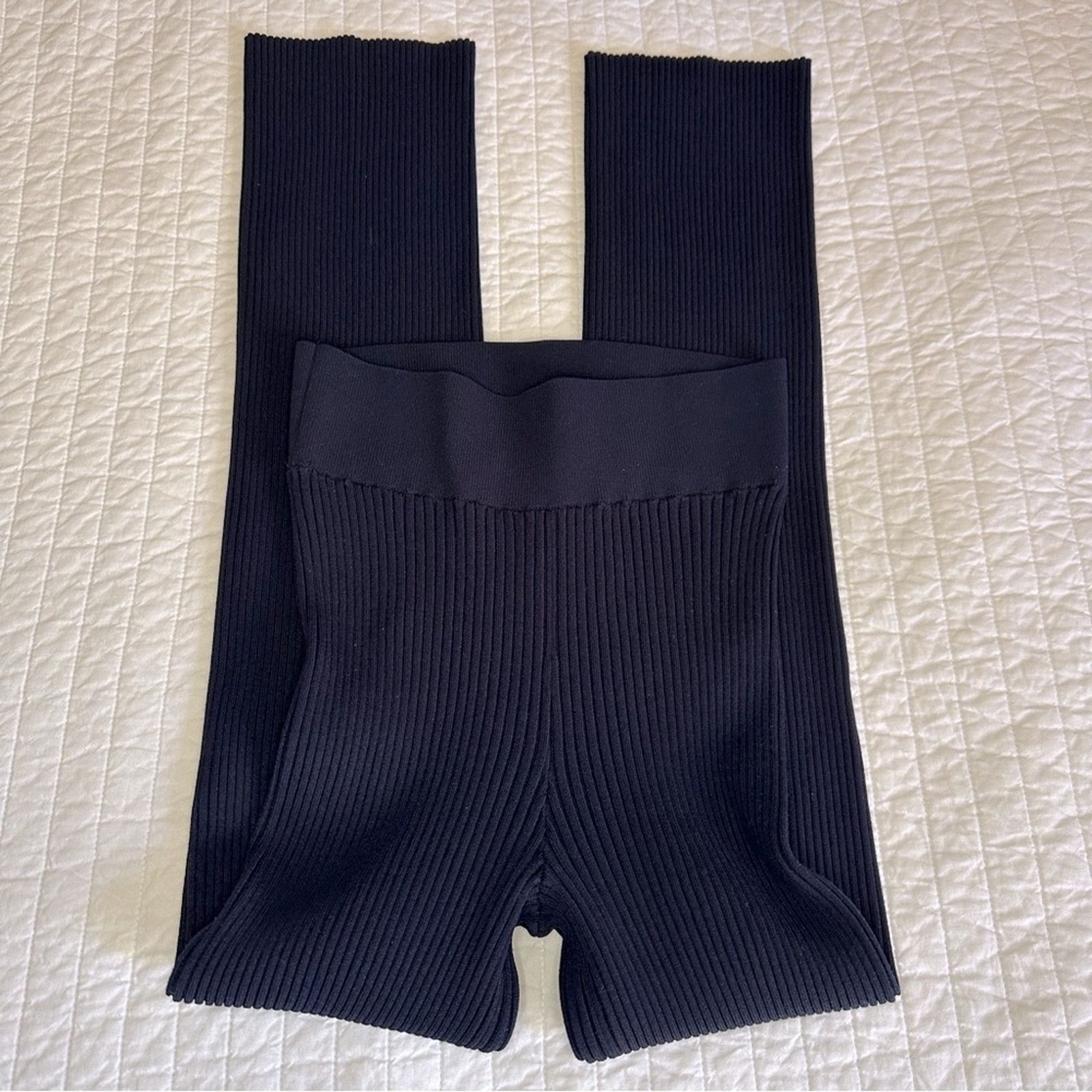 Frame FRAME Ribbed Crop Kick Knit Flared Sweater Pant Navy Sz. S Size 27" / US 4 / IT 40 - 6 Thumbnail
