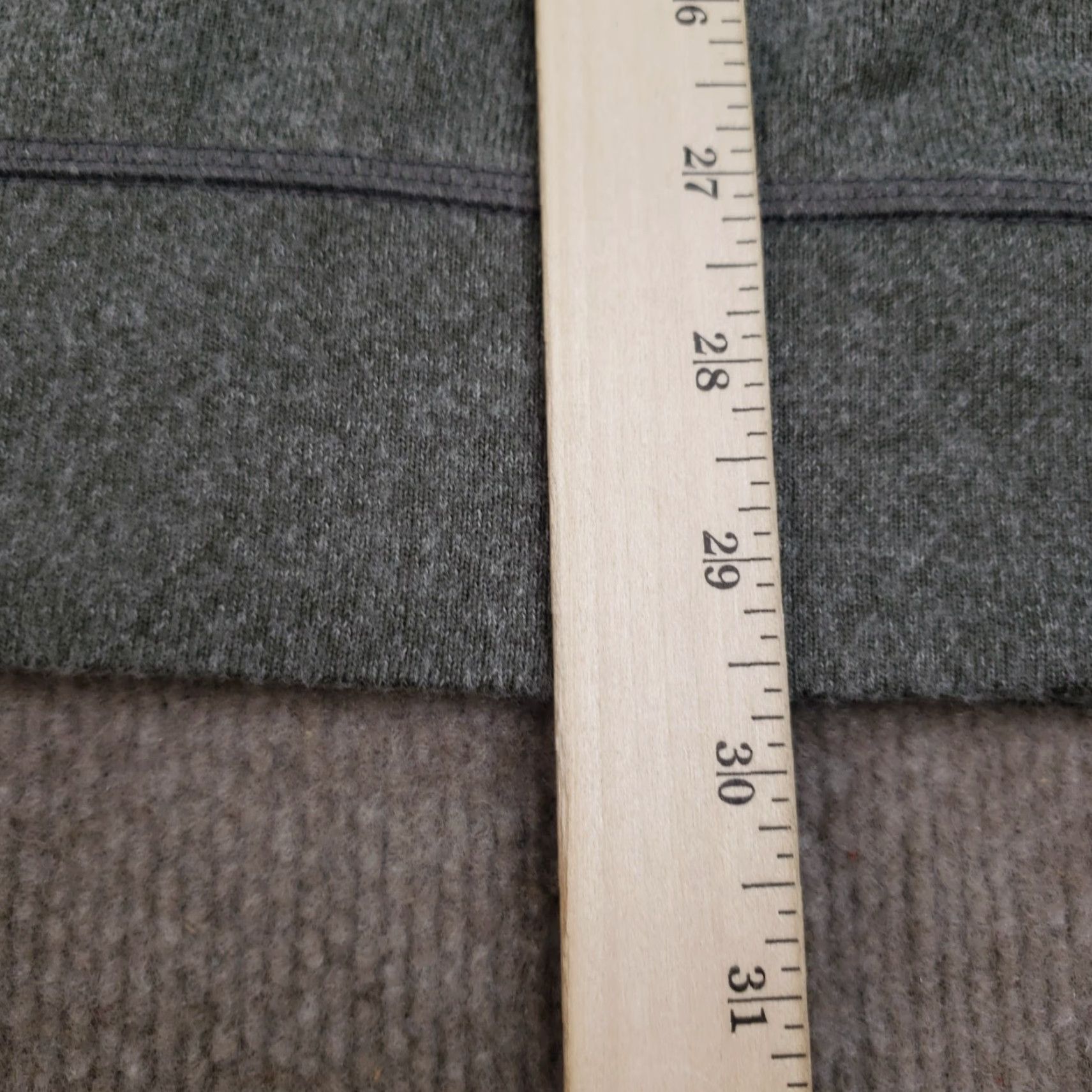 Vintage Greg Norman Men's Sweater Gray XL 1/4 Zip Long Sleeve Mock Neck Casual Golf Walking Lightweight Size US XL / EU 56 / 4 - 4 Thumbnail