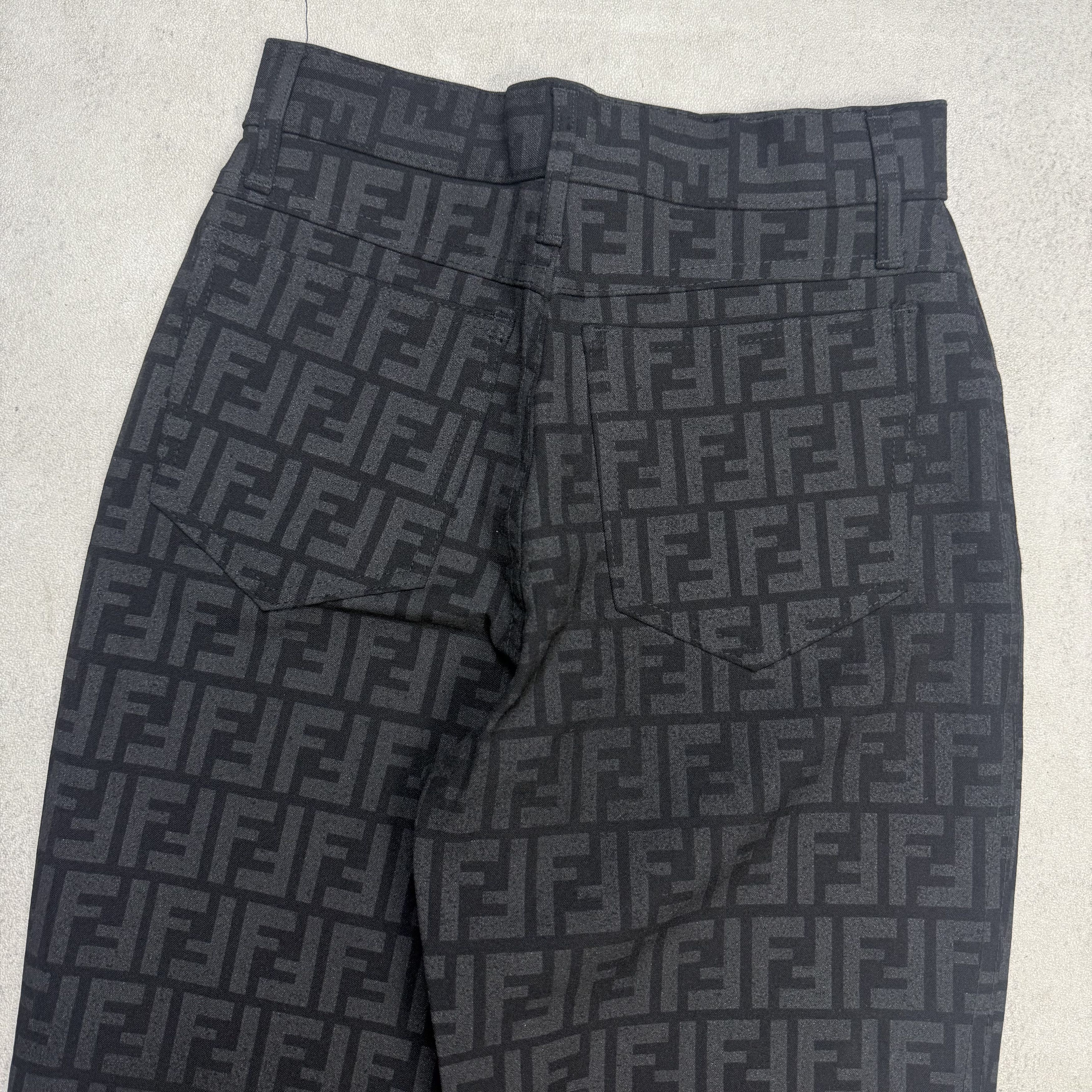 Fendi Vintage Fendi Monogram Trousers Pants Size 26" / US 2 / IT 38 - 5 Thumbnail