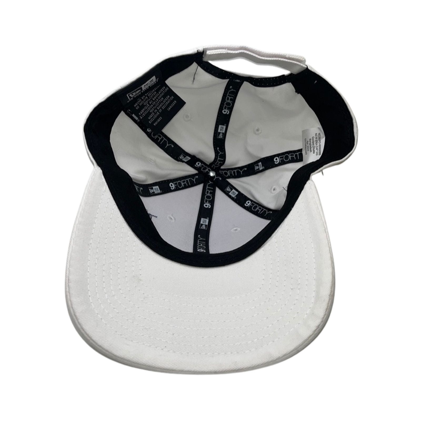 New Era New Era Cheesecake Factory Charity Golf Hat 9FORTY Cap NWT Size ONE SIZE - 7 Thumbnail