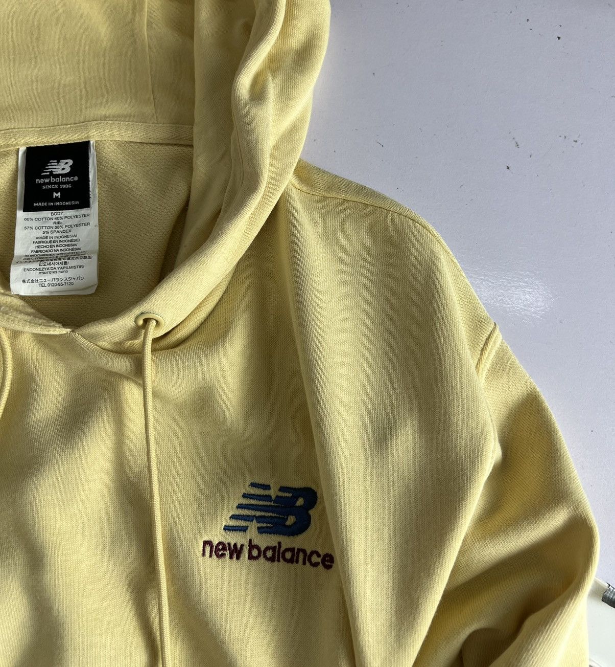 New Balance New Balance Small Logo Hoodie Size US L / EU 52-54 / 3 - 7 Thumbnail