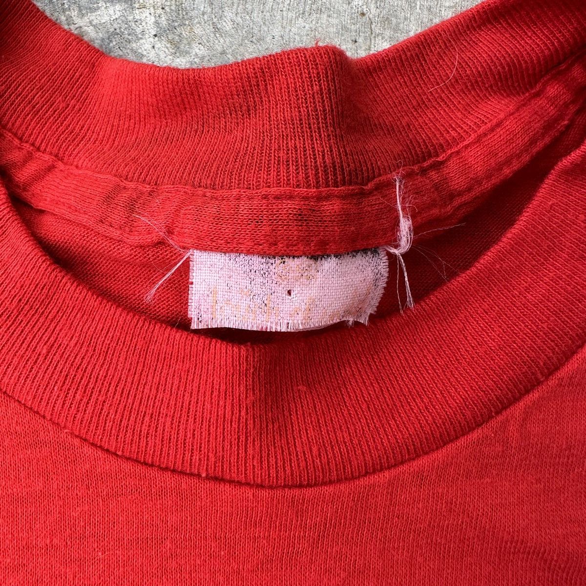 Hanes 1987 Single stich Kchin Dragon Chinatown SF tee 80s Size US M / EU 48-50 / 2 - 5 Thumbnail