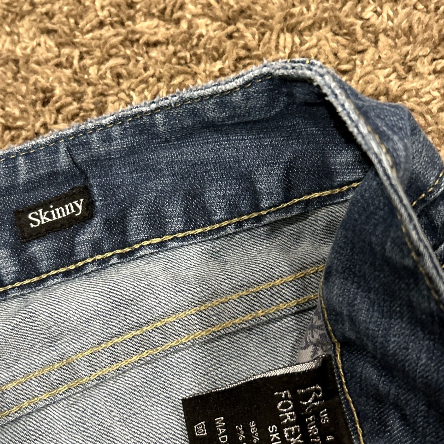 Express express rerock Jeans Women’s Size 4 Blue Skinny Cotton Blend B18 Size 27" / US 4 / IT 40 - 4 Thumbnail
