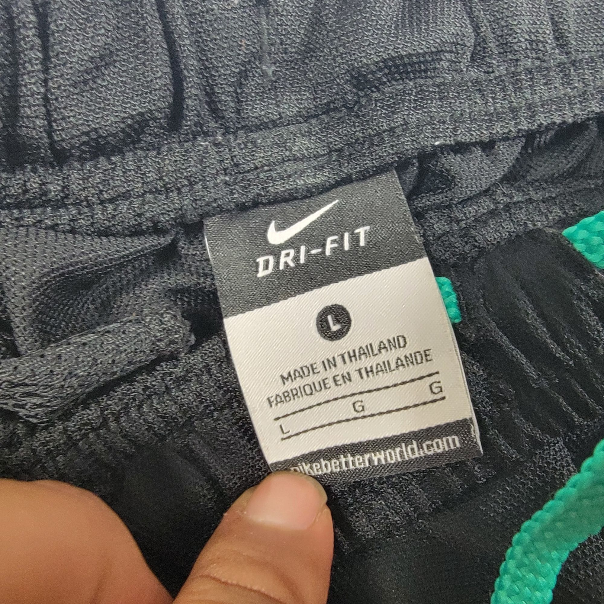 Nike Nike Dri Fit Mens Large Black Green Athletic Shorts Casual R Size US 44 / EU 60 - 4 Thumbnail